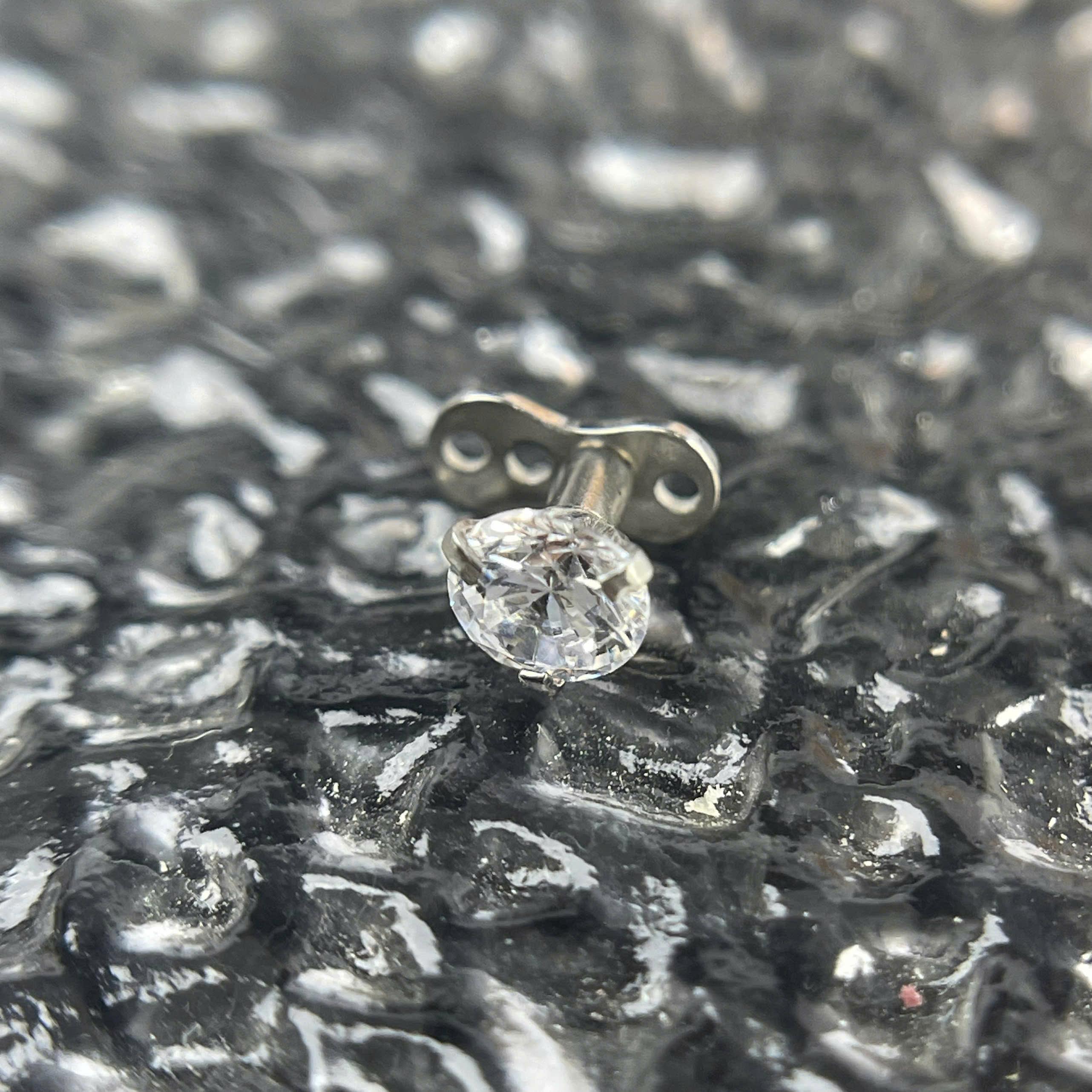 Khuyên cấy thép kim cương size 4_thumbnail_1