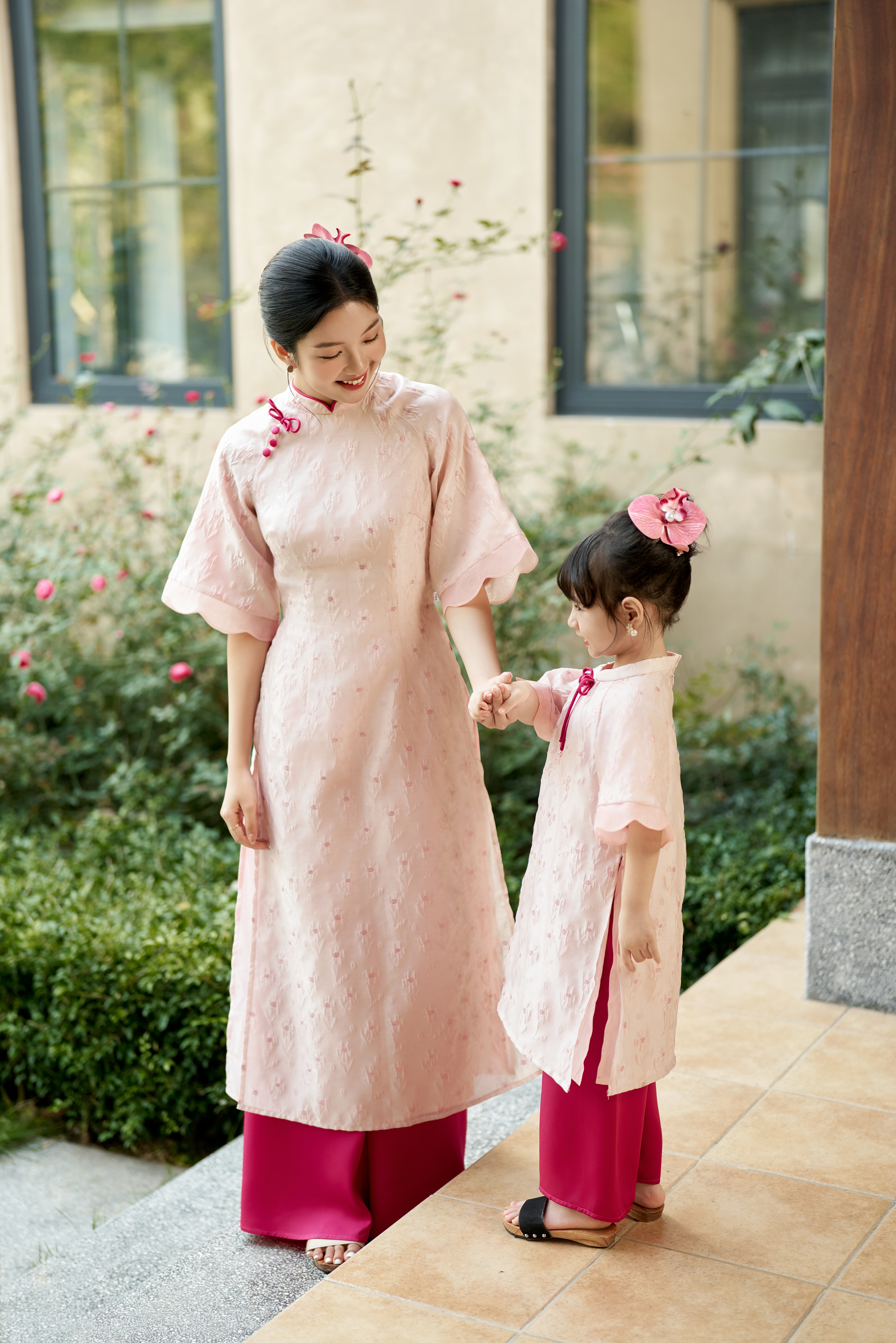 Áo dài mẹ Cát Tiên_thumbnail_4