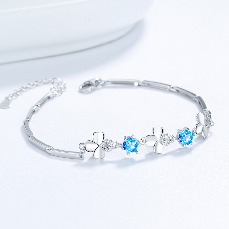 LT391 - Lắc tay cỏ 4 lá đính đá (xanh/trắng)