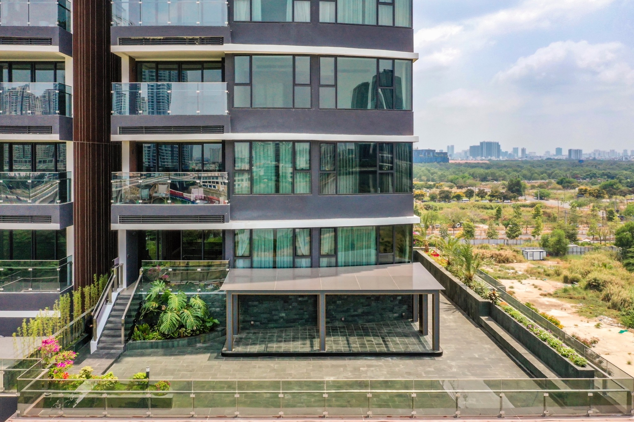 Chuyển nhượng căn hộ Pool Villa cực kỳ đẳng cấp tại trung tâm Thủ Thiêm_thumbnail_3