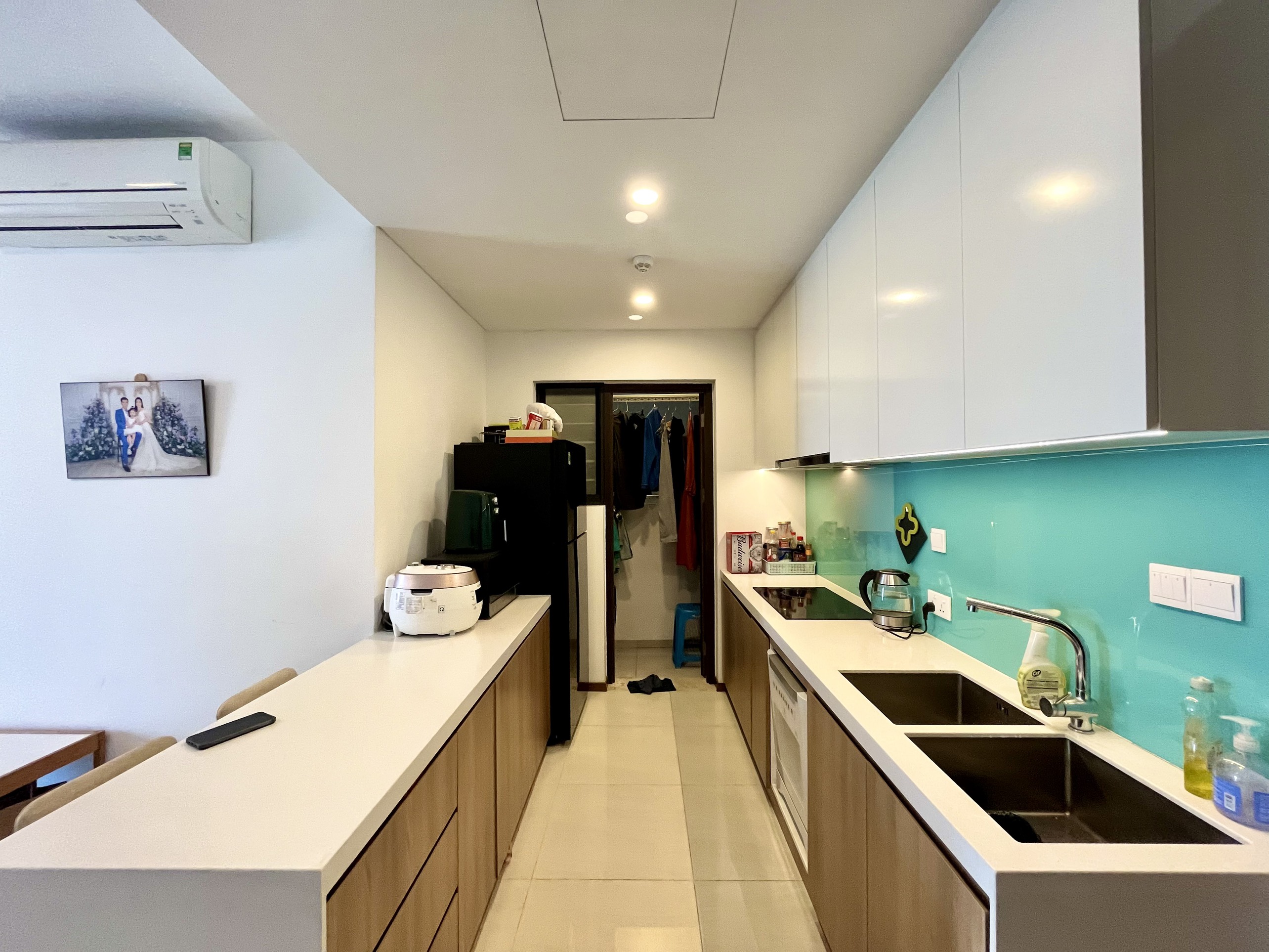 Cho thuê 2 phòng ngủ One Verandah, trang bị mới cao cấp, view sông cực đẹp_thumbnail_4