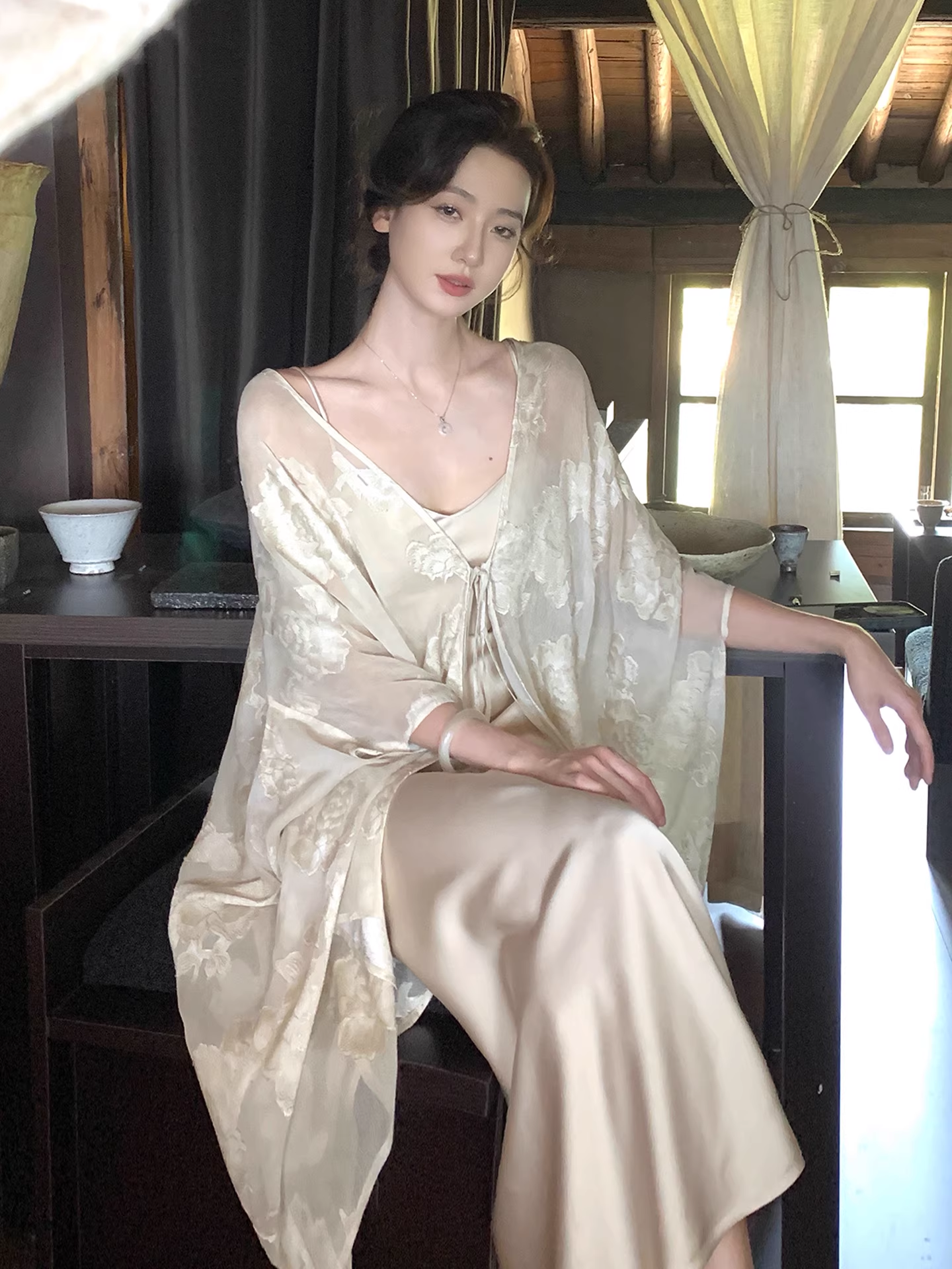 Áo Choàng Kimono Hoa Nhẹ + đầm 2_thumbnail_1
