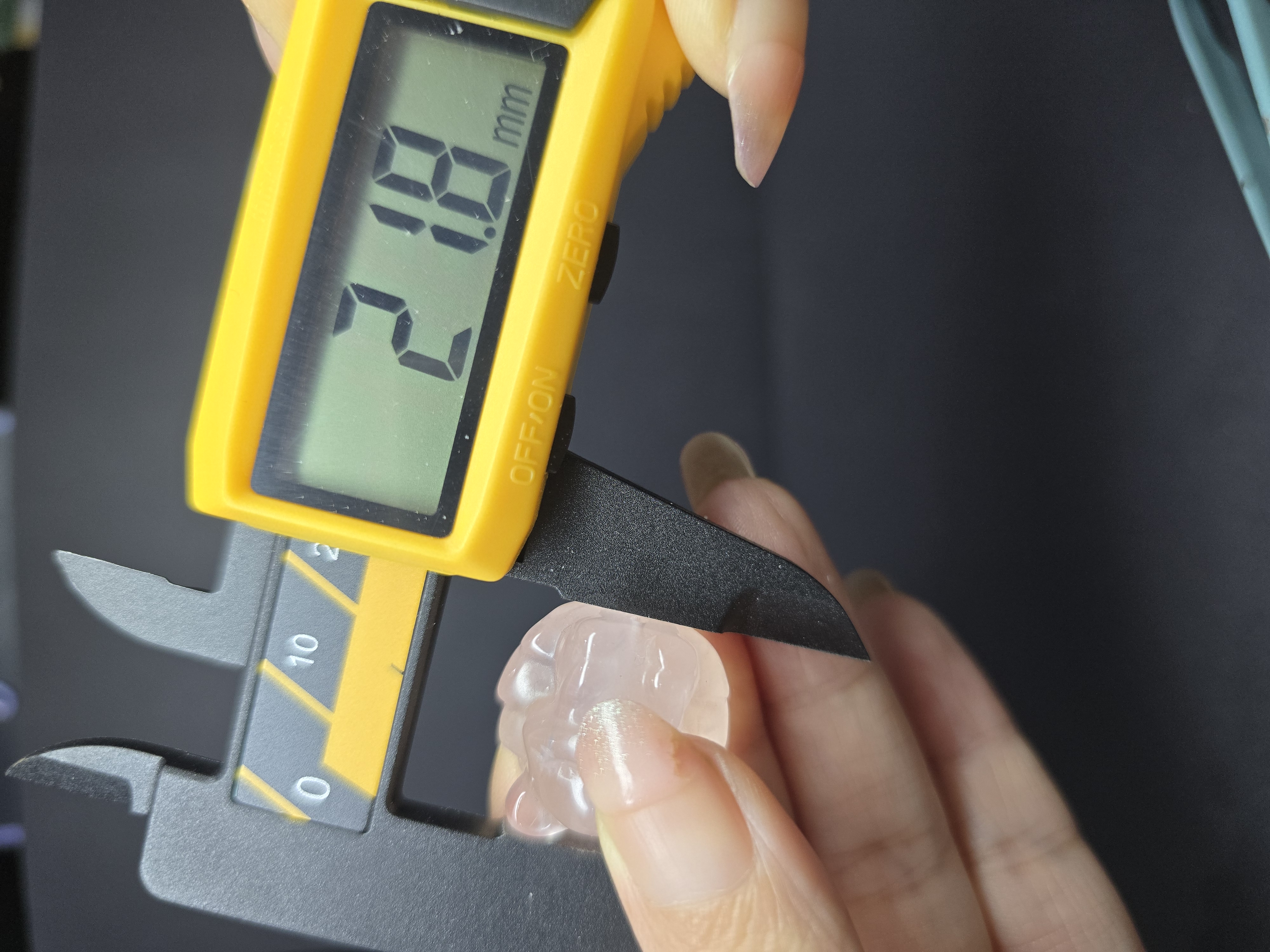 Charm Hạt Lẻ Thạch Anh Hồng - Hồ Ly Cửu Vỹ Cả Khối (Đã Xỏ Lỗ - Bán Lẻ 1 Viên)_thumbnail_12