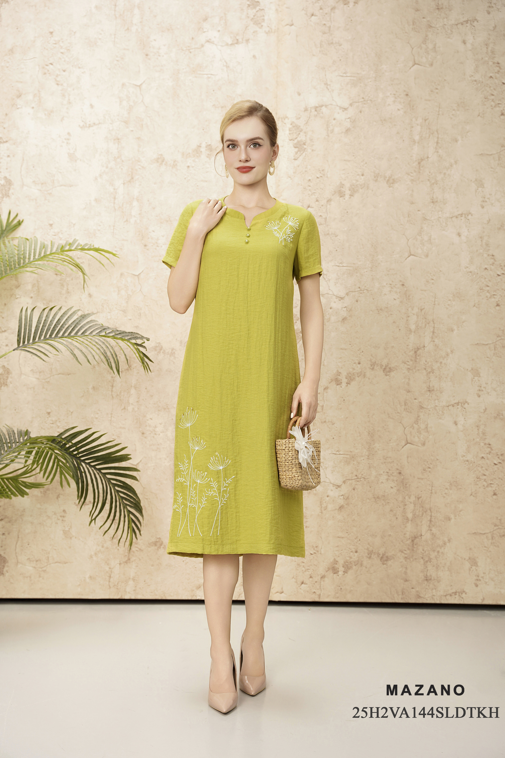 Váy Đầm Suông Vải linen lụa Thêu đính trang trí Cổ tàu cách điệu Tay ngắn Dài ngang bắp chân