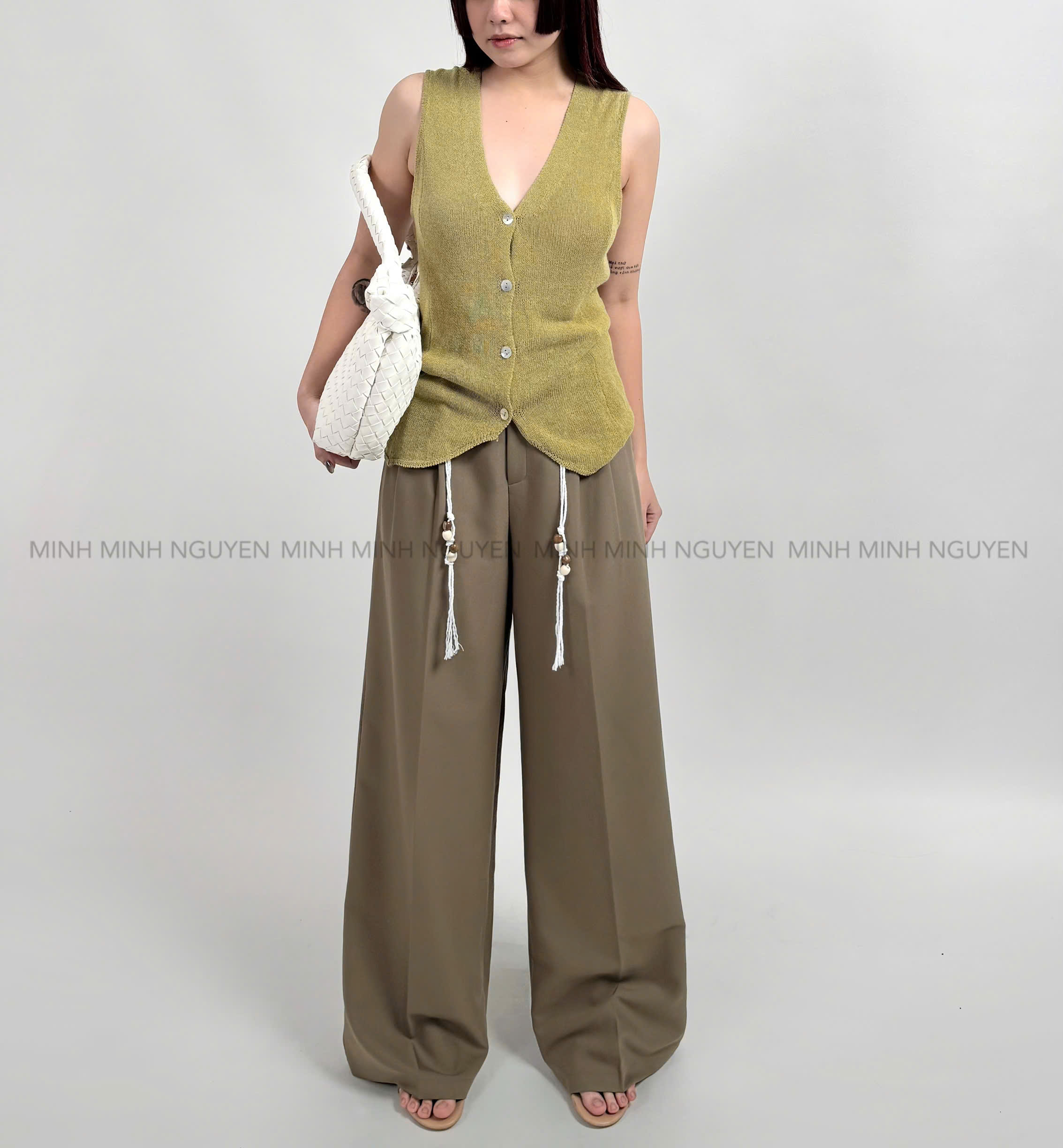 AO GILE ZR_thumbnail_1