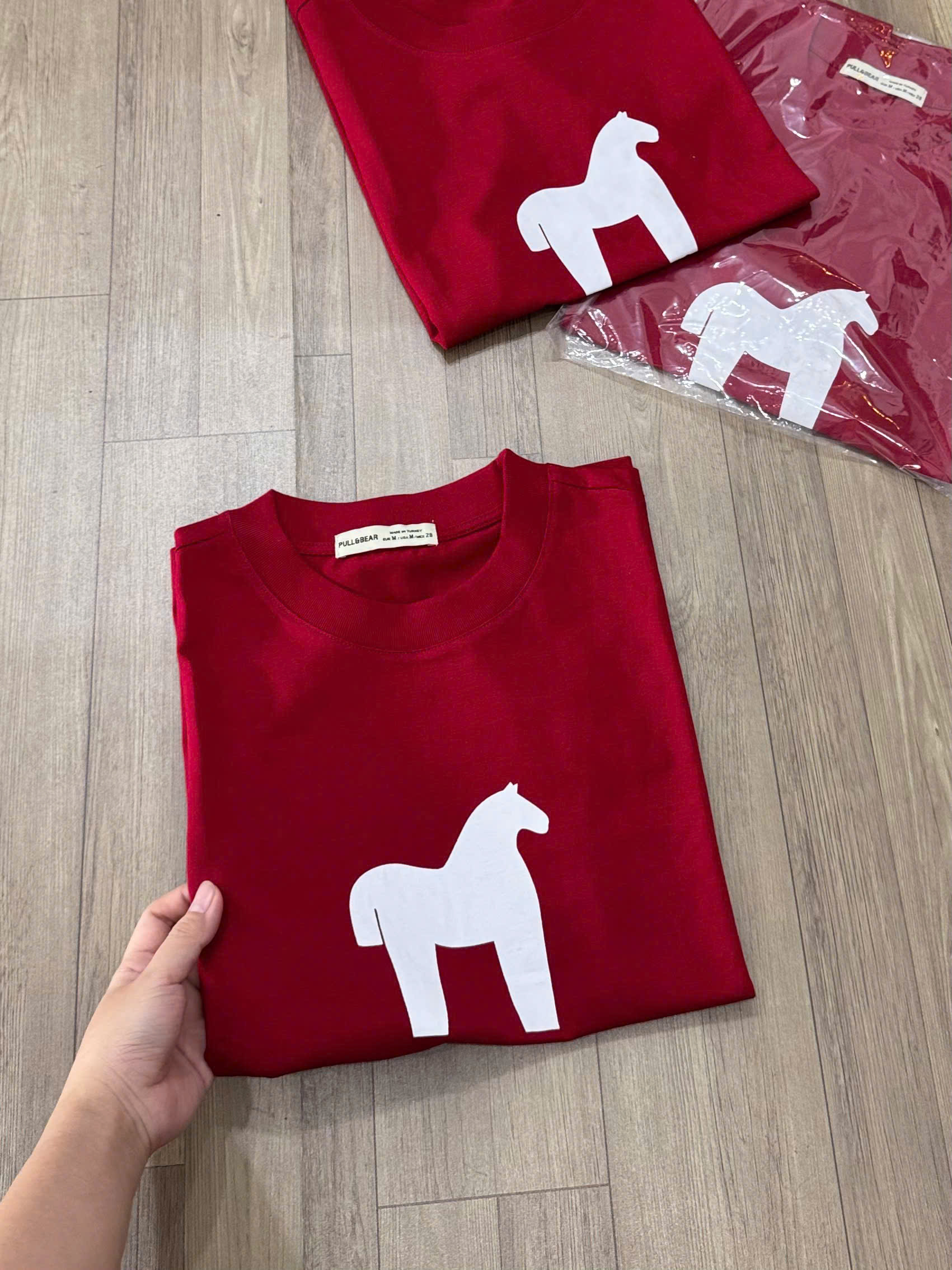 A16 ÁO THUN ĐỎ_thumbnail_4