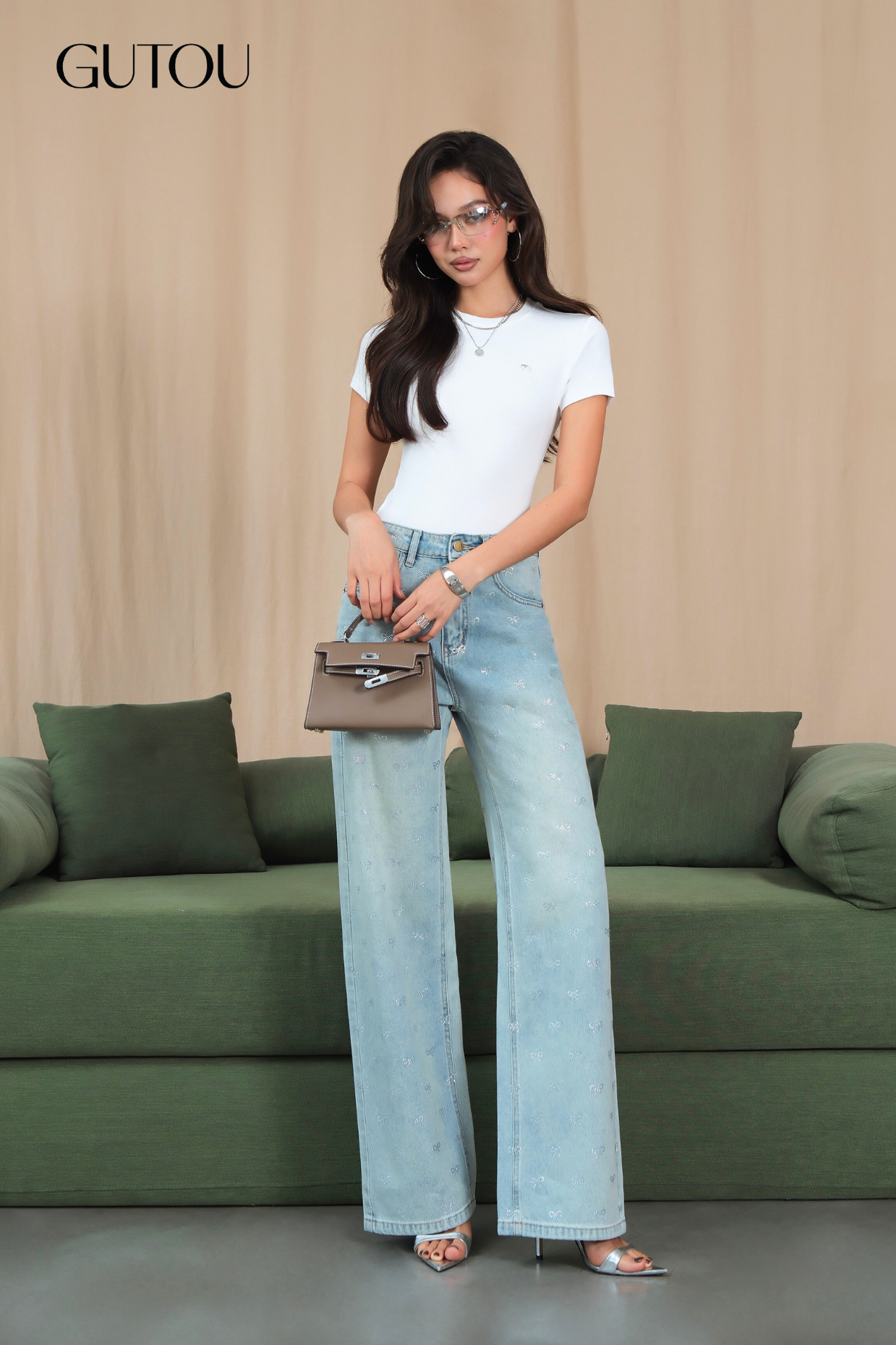 [ GUTOU ] Quần Jeans Suông Đính Đá Nơ Roselli_thumbnail_4