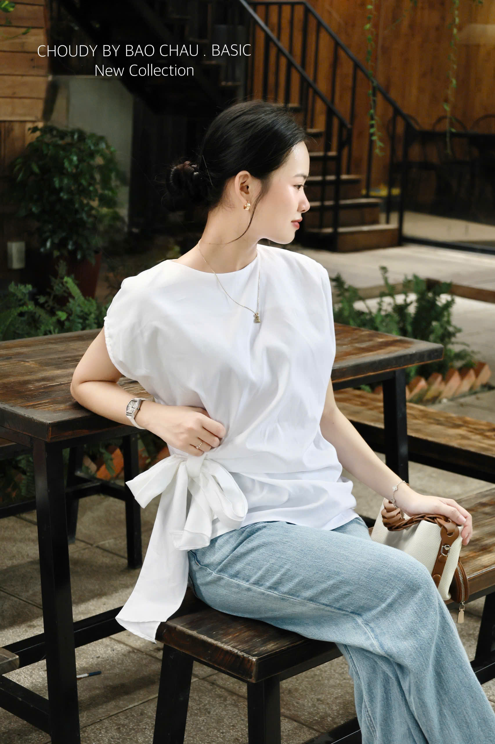 U657 ÁO KIỂU 2 MÀU_thumbnail_11