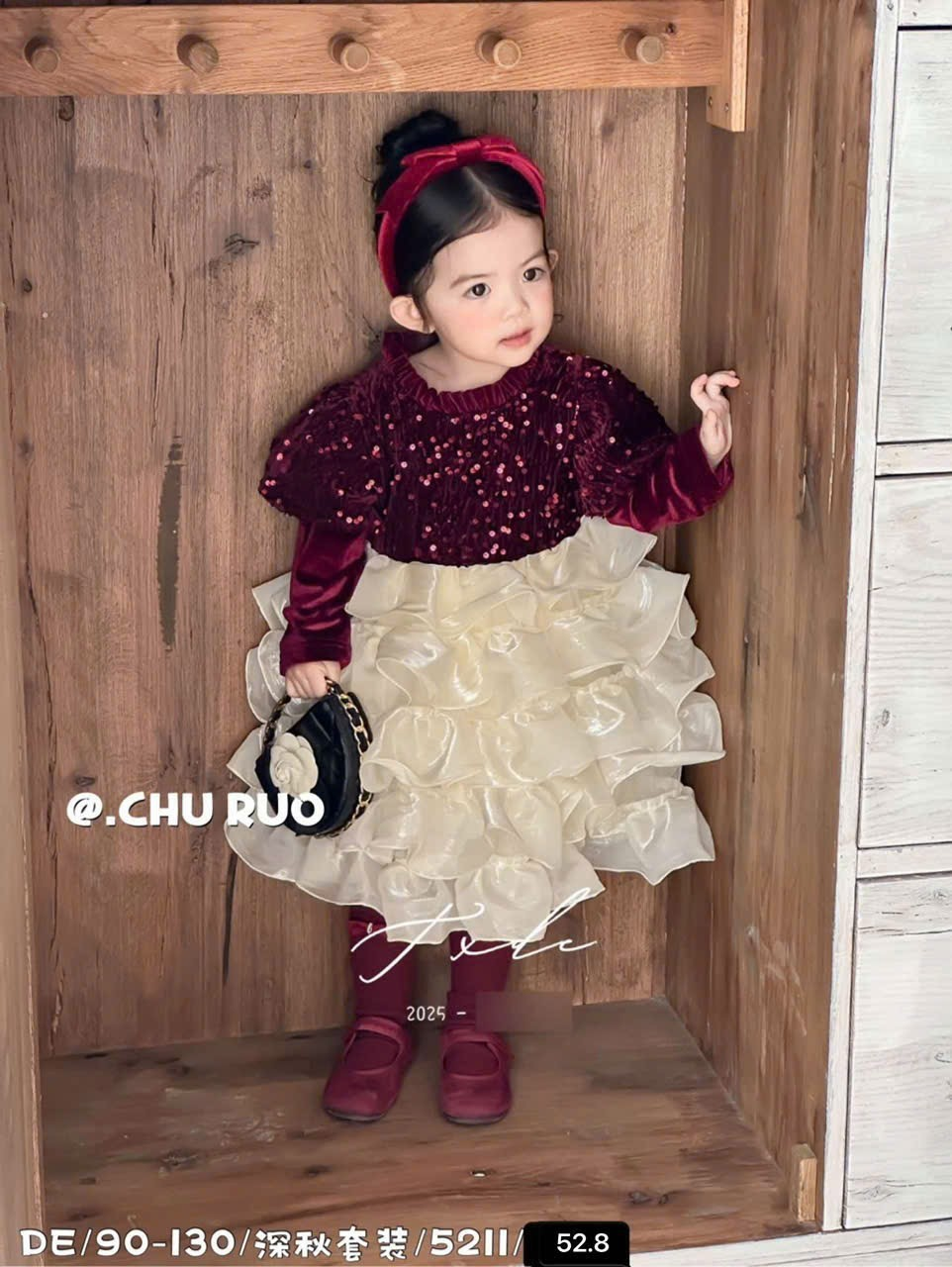 (V71) Váy đỏ nhung đính cườm