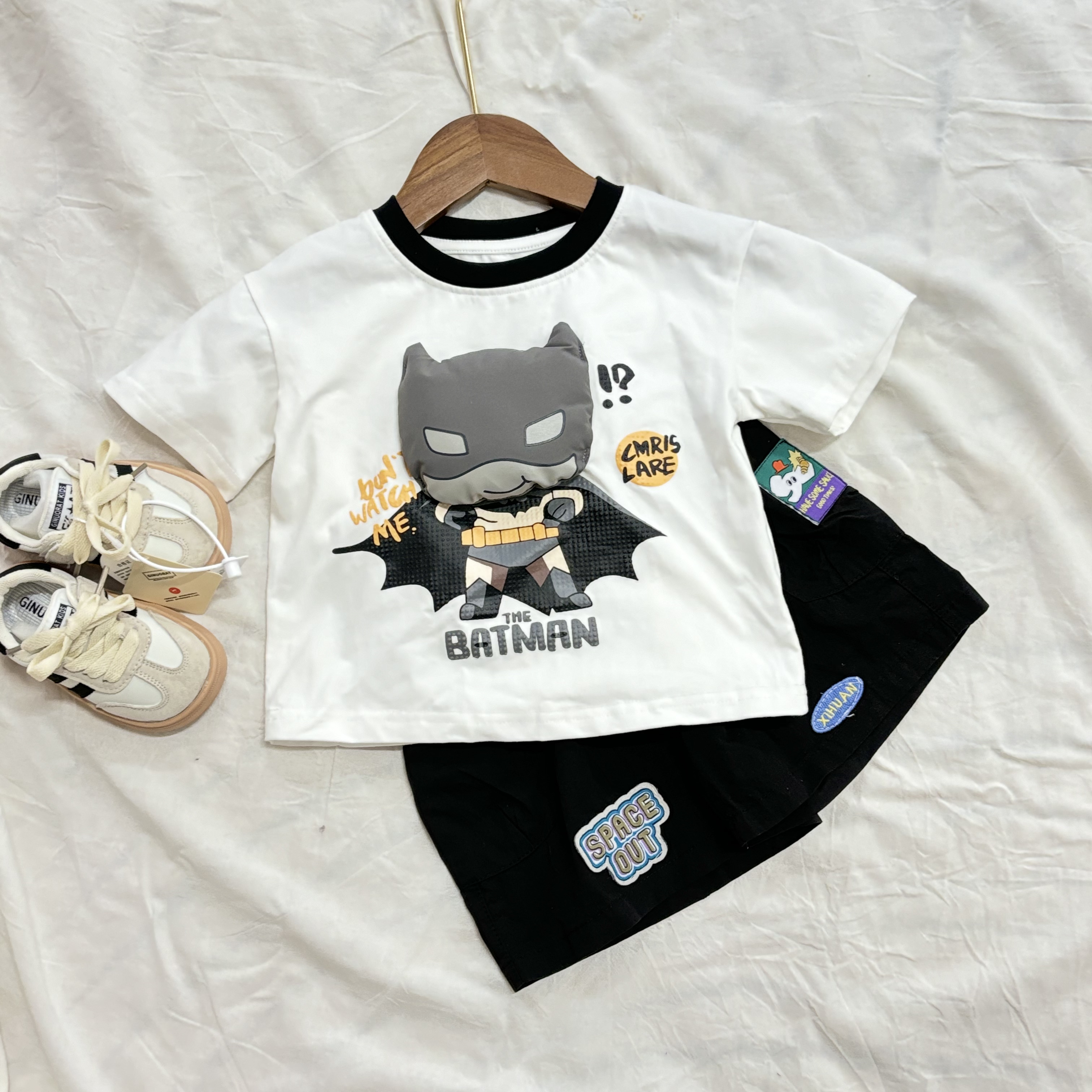 (A22) Áo thun trắng phối cổ đen hình Batman thời trang bé trai mẫu hè 2025 QCCC_thumbnail_6