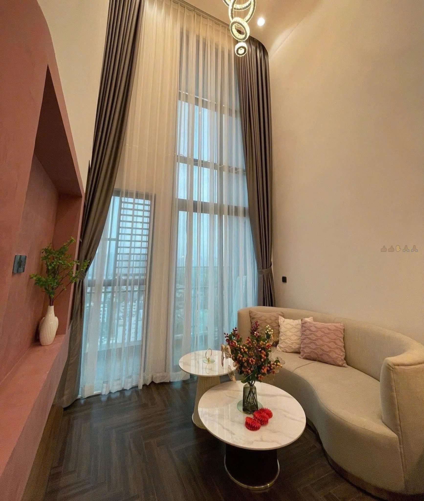 Gía rẻ 100% - list căn hộ 2 phòng ngủ , full nội thất trống sẵn có thể dọn vào ngay tại Feliz En Vista