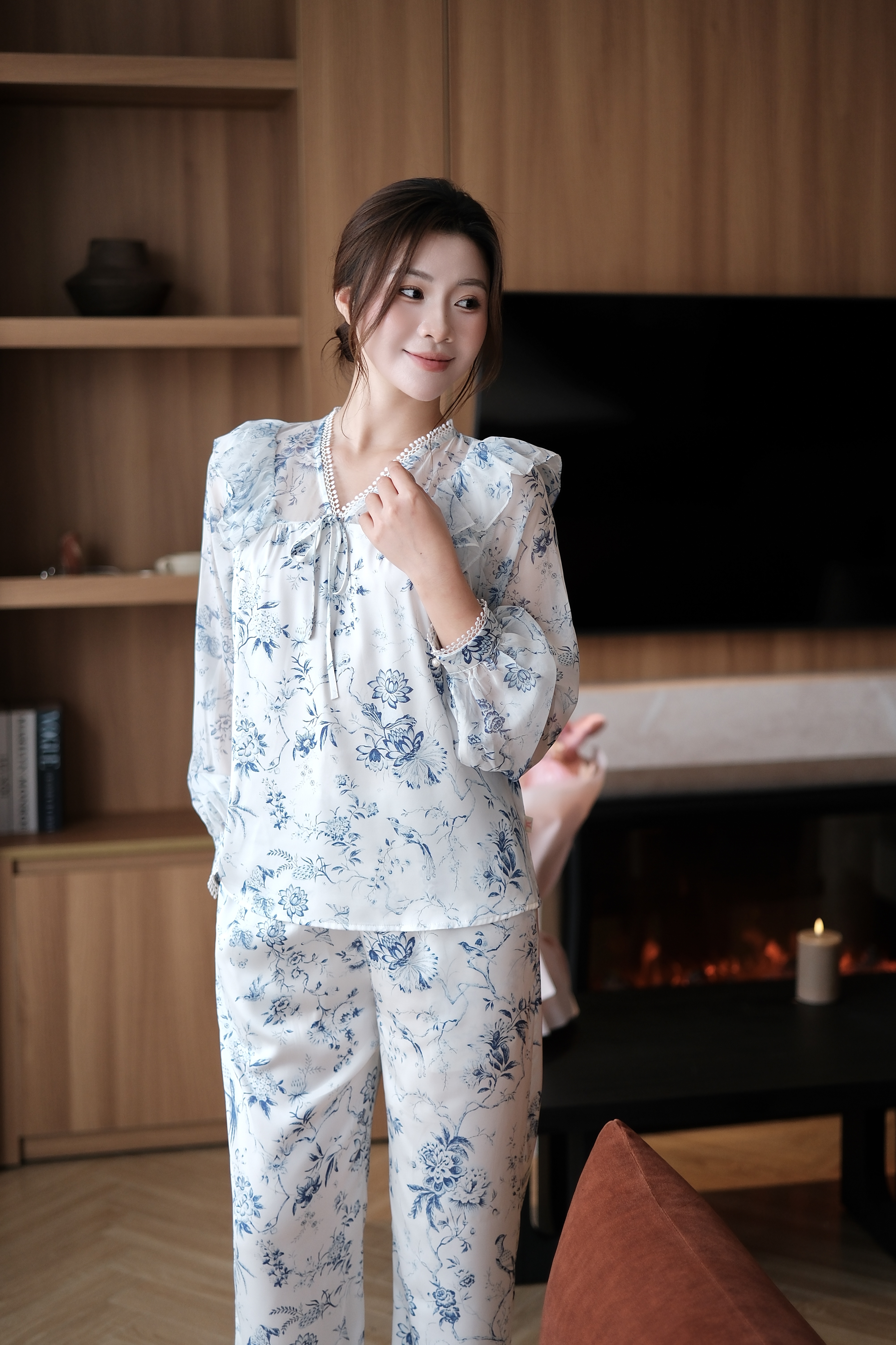 Bộ ngủ áo dài tay, quần dài T01