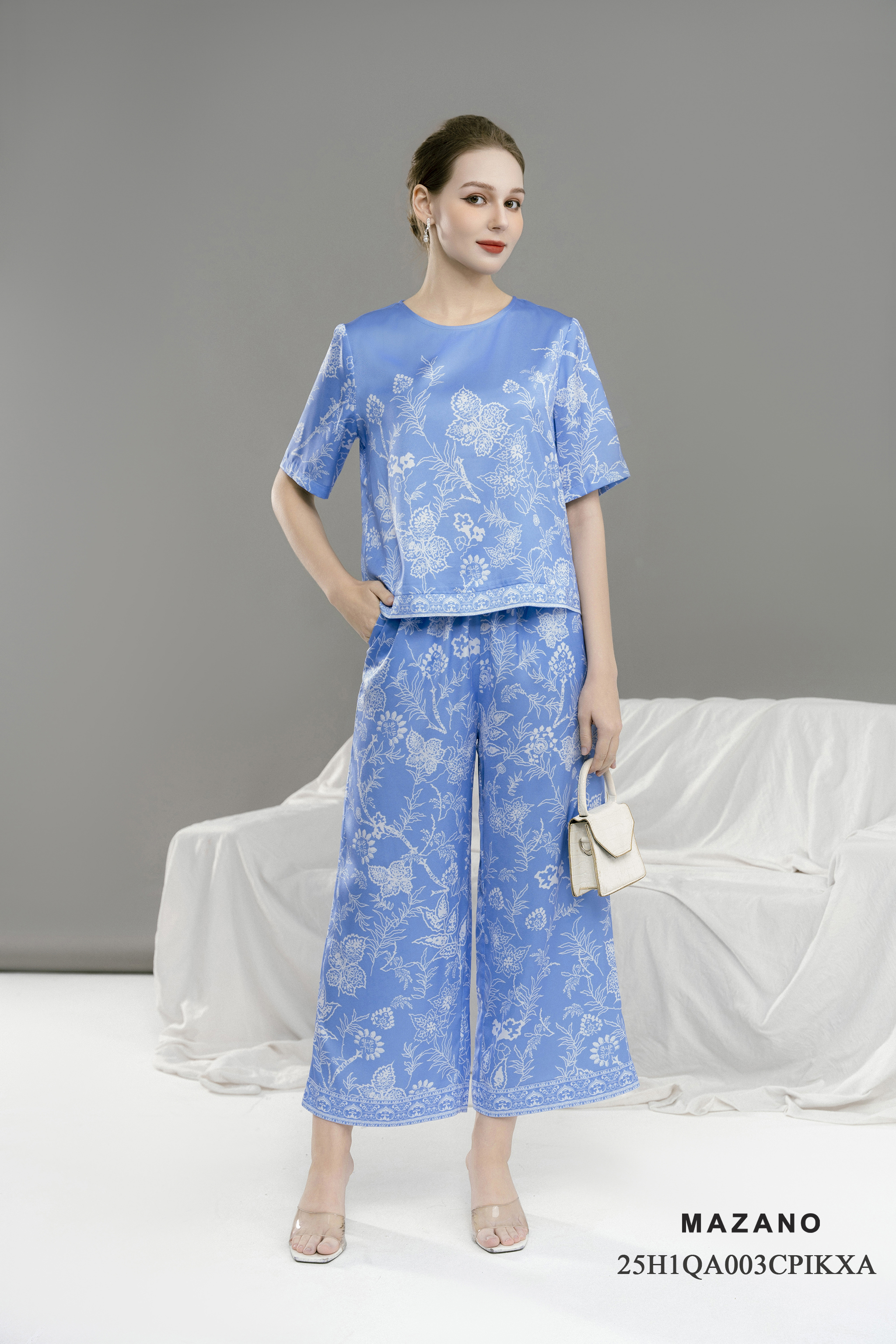 Bộ Quần và Áo suông Vải lụa Họa tiết in hoa bố cục  Cổ tròn Tay ngăn Dài quần tới mắt cá chân - QA003IXA_thumbnail_5