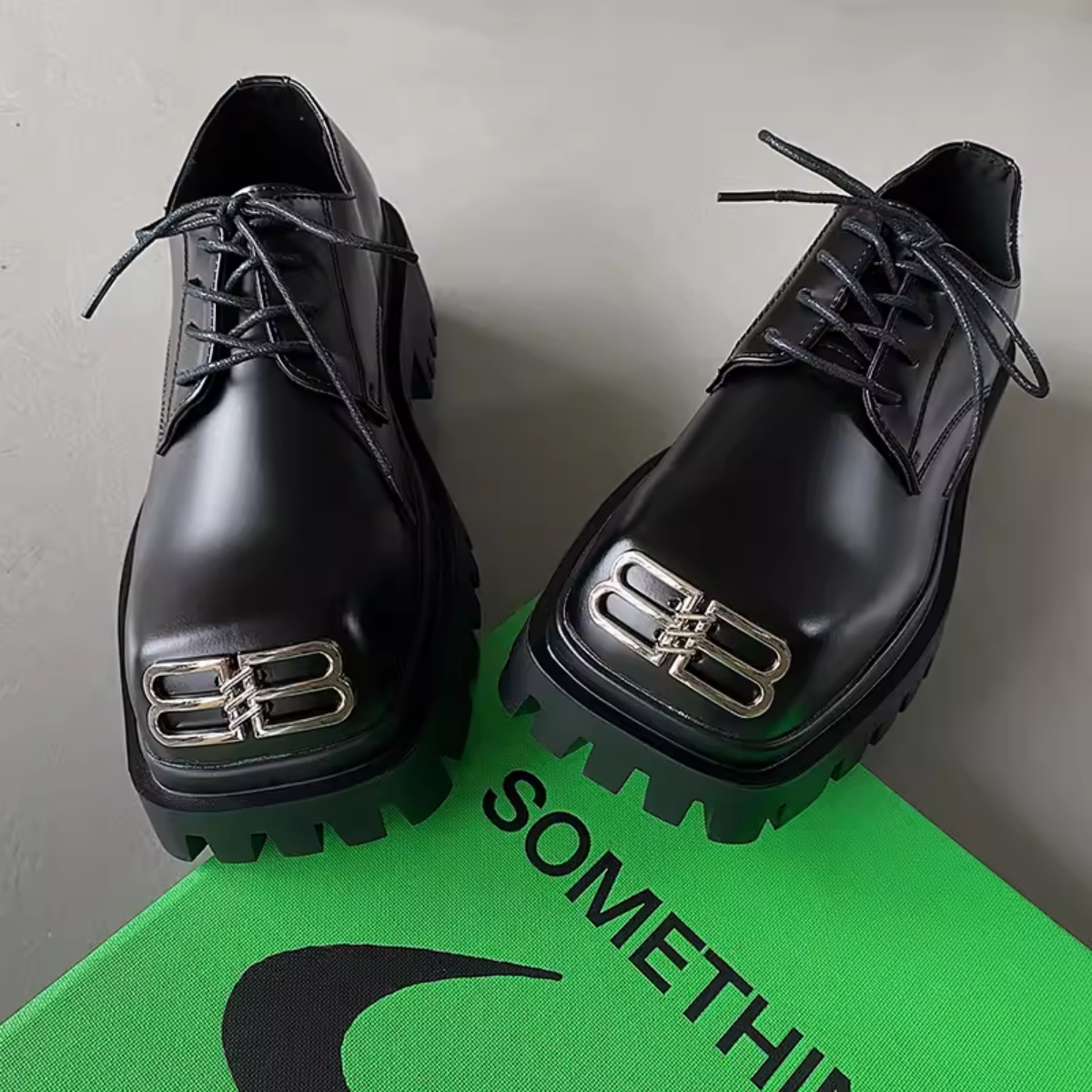 Giày 02_thumbnail_2