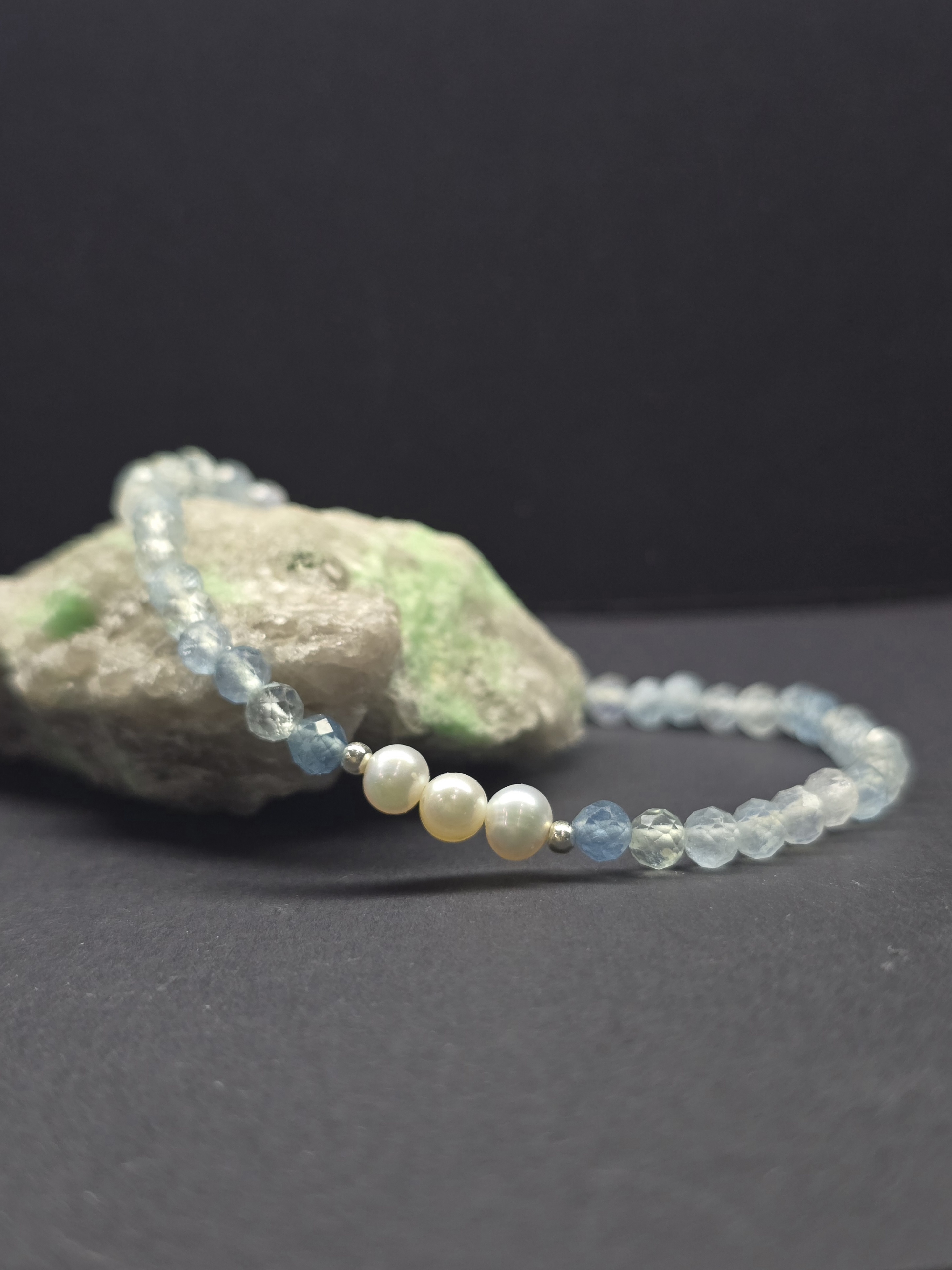 Vòng Tay Đá Aquamarine Dạng Facet Đa Giác Mix Ngọc Trai Và Bi Bạc S925_thumbnail_3