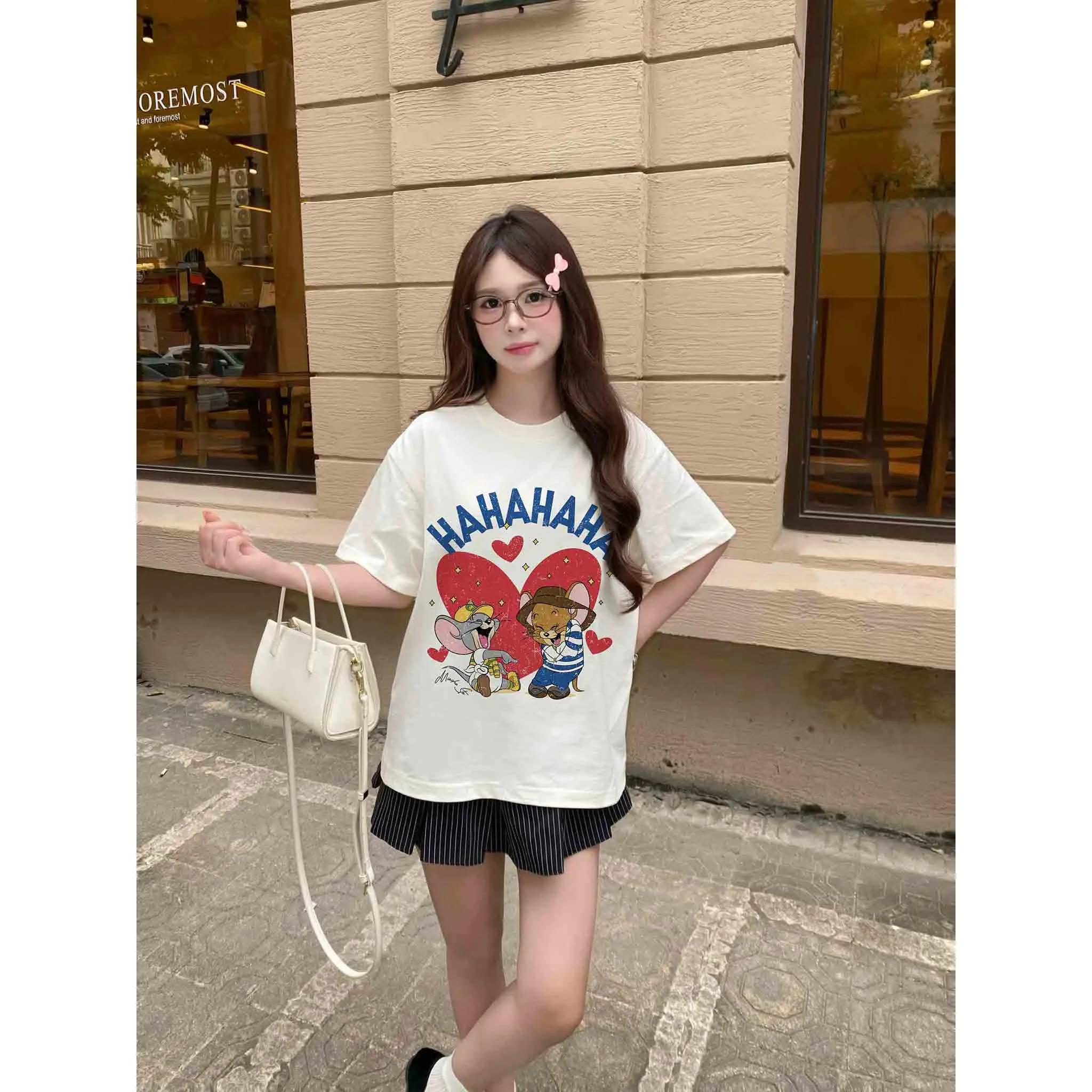 Áo thun form boxy họa tiết hoạt hình AXD2466 Miucho vải cotton thoáng mát cổ tròn in mix_thumbnail_2