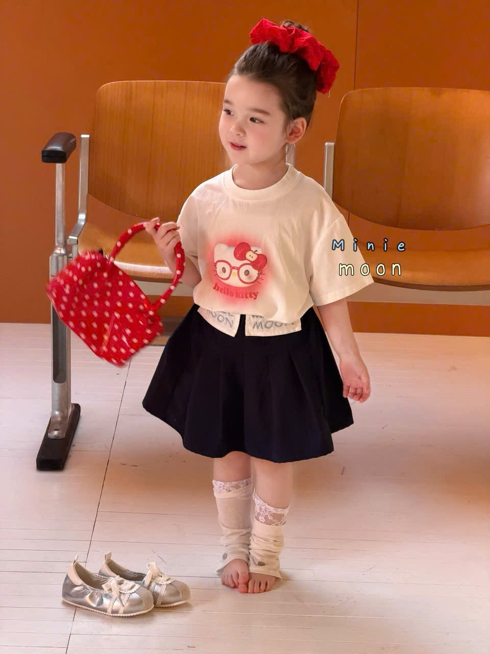 (E77) Chân váy xếp ly đen MNM_thumbnail_0