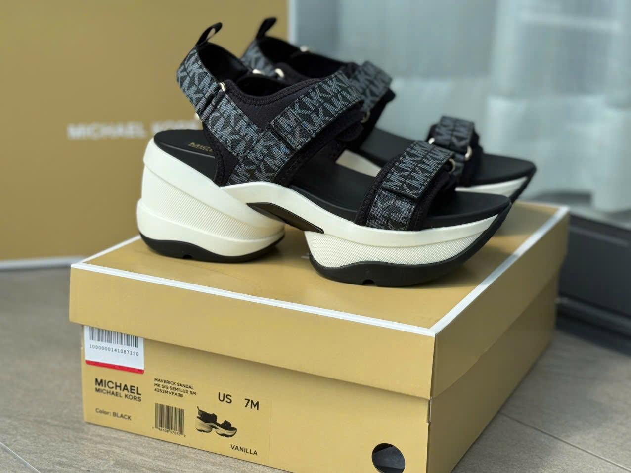 S242 SANDAL ĐEN_thumbnail_6