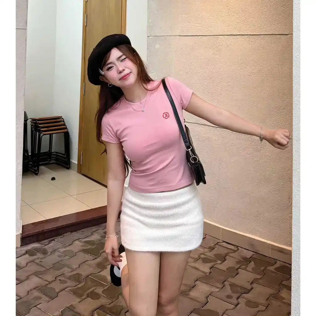 Áo baby tee nữ Miucho vải visco thoáng mát form ôm hack dáng basic nhiều màu in artwork 2738_thumbnail_2