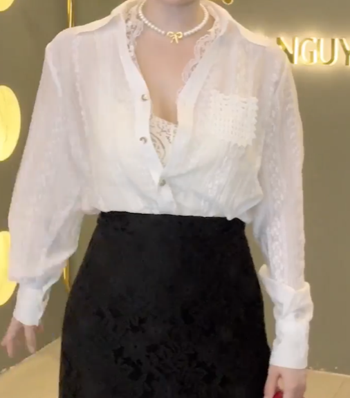 Áo Sơ Mi Viền Ren_thumbnail_4