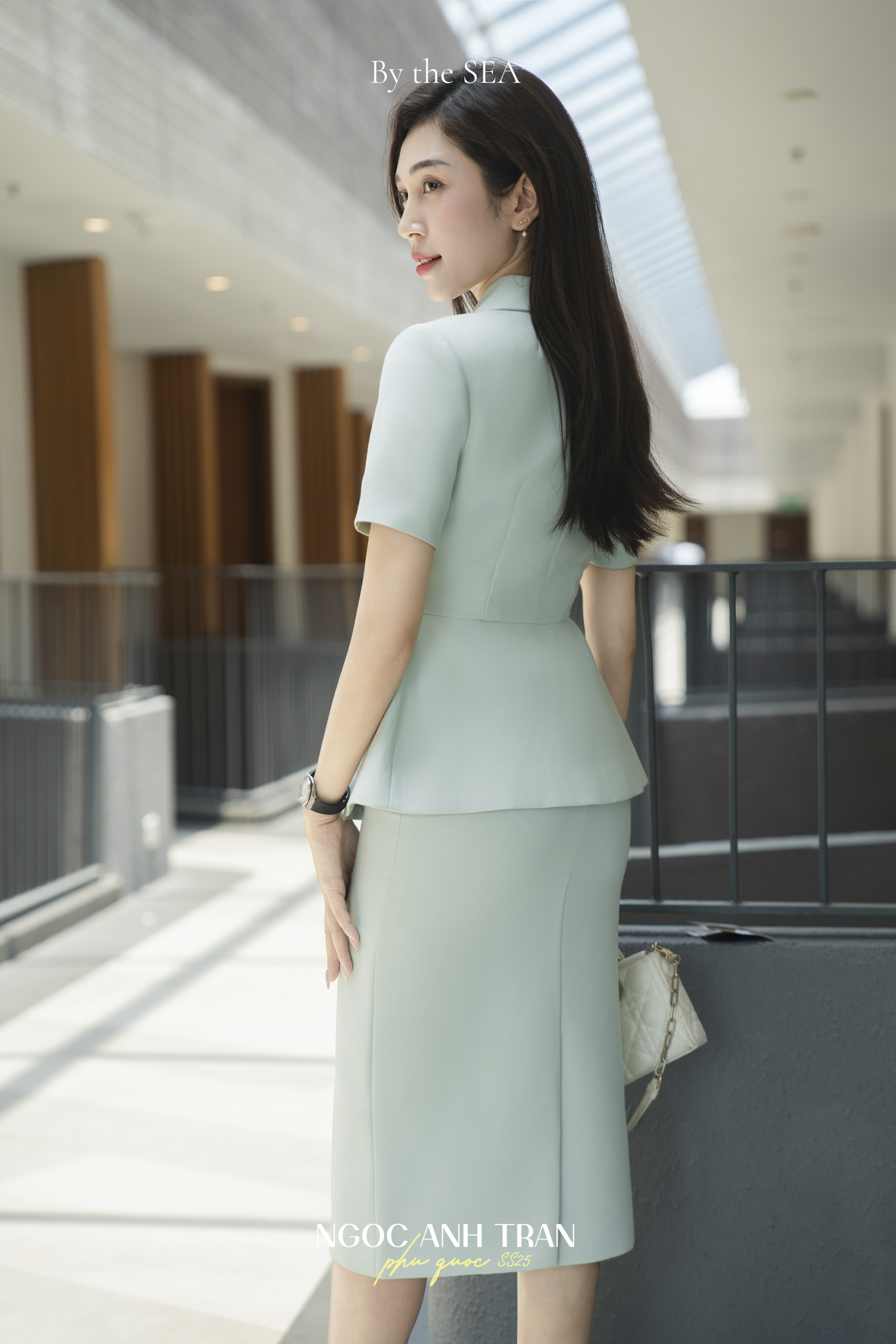 V039 - Áo vest xanh mint cộc tay sang trọng 3 khuy_thumbnail_3