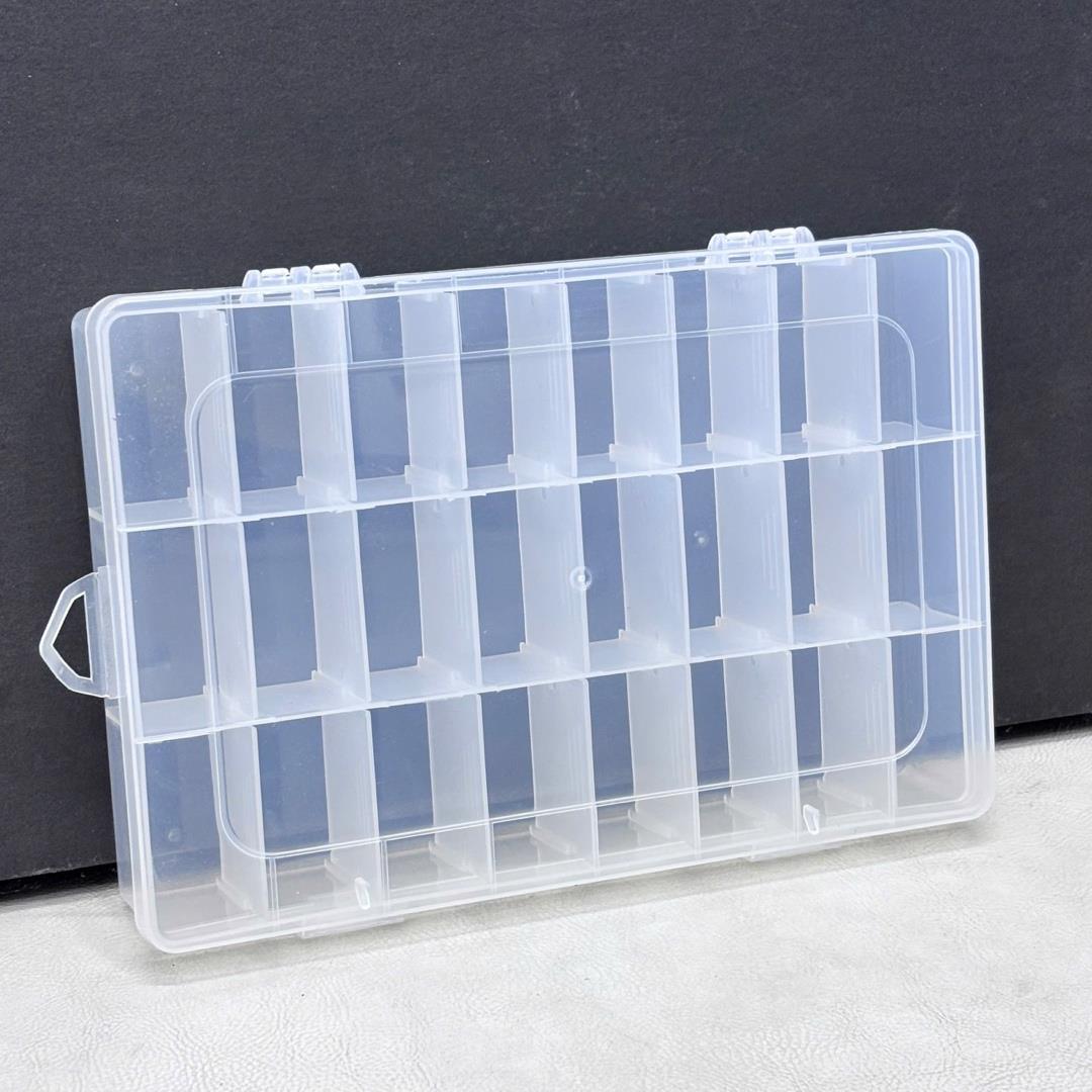 Hộp đựng 24 ngăn.