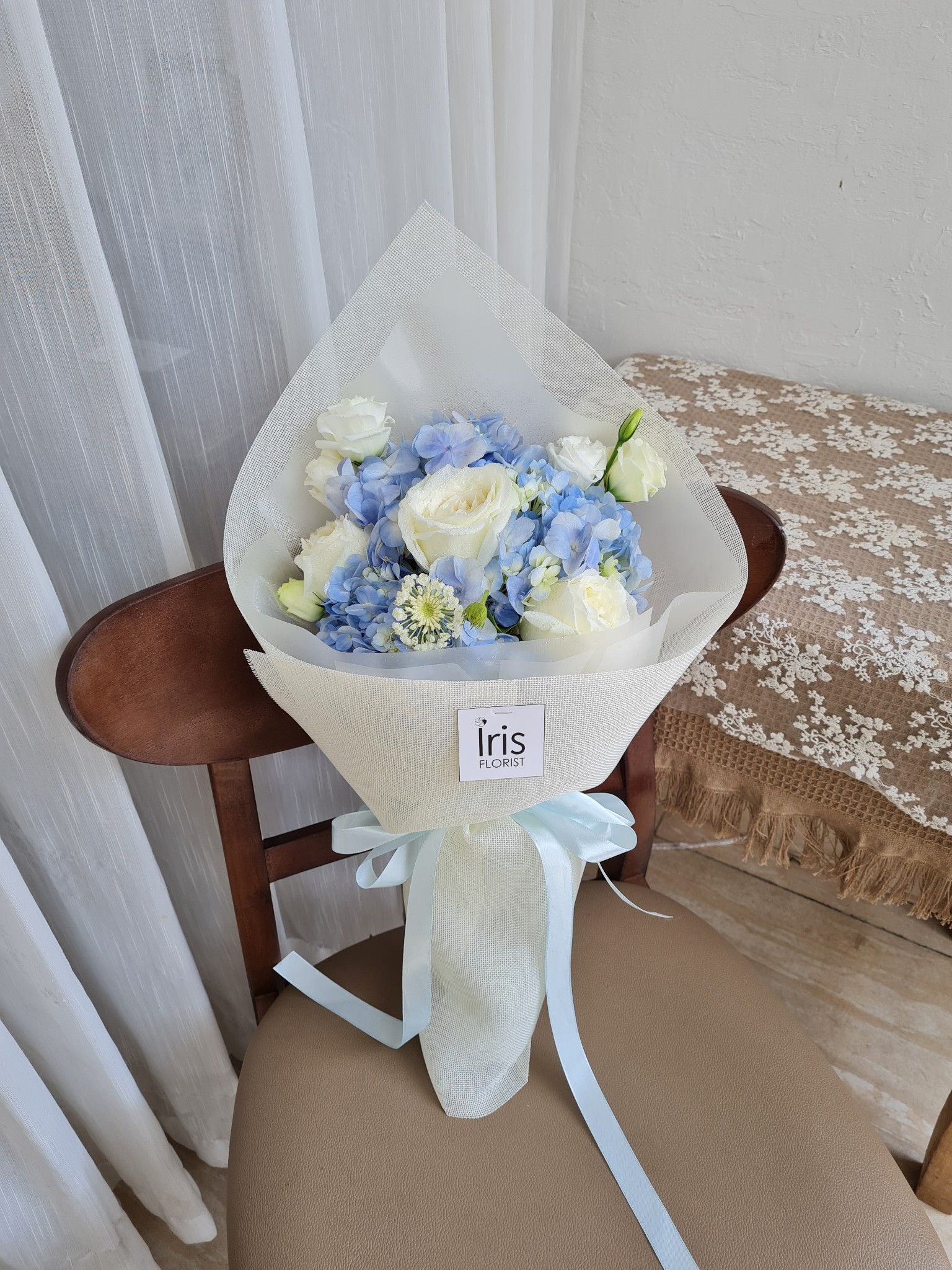 Tú cầu xanh mix hoa hồng_thumbnail_0