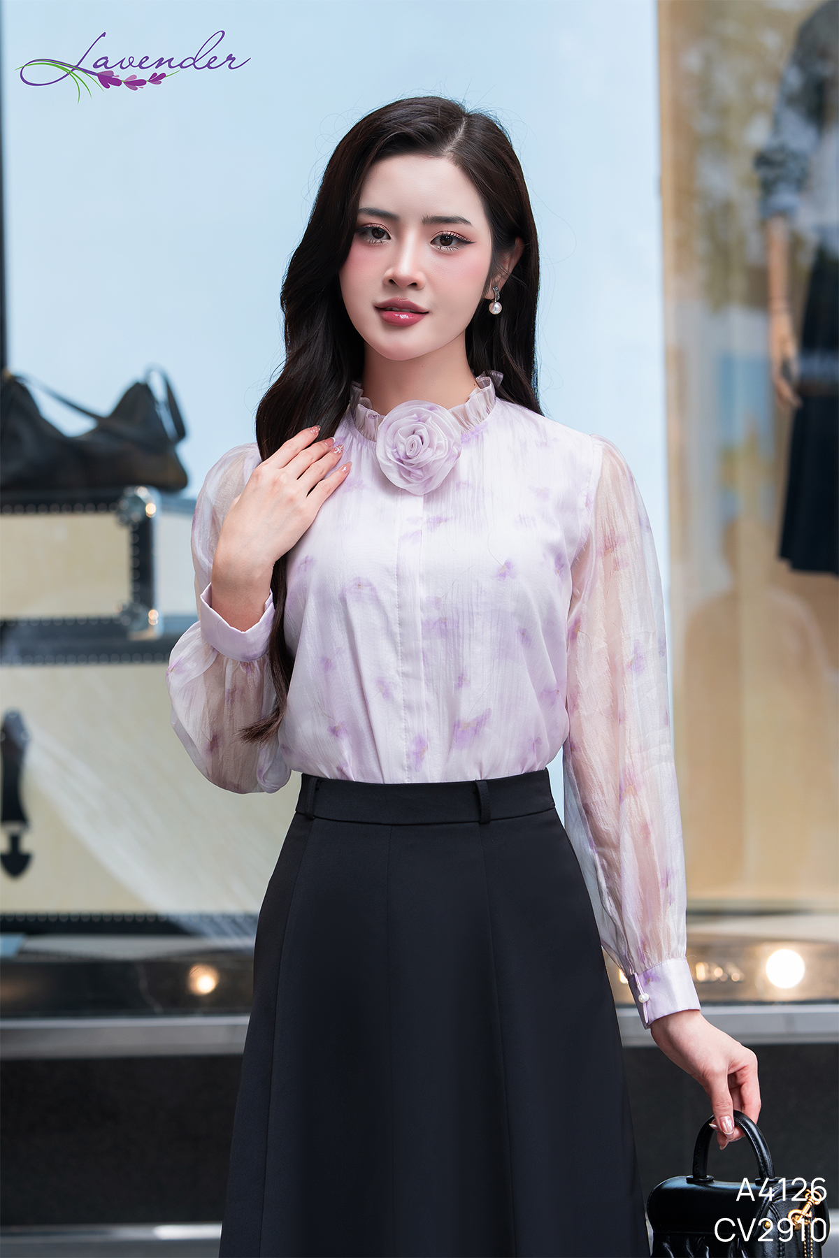 Áo sơ mi tơ ngọc trai hoa tím cổ bèo A4126