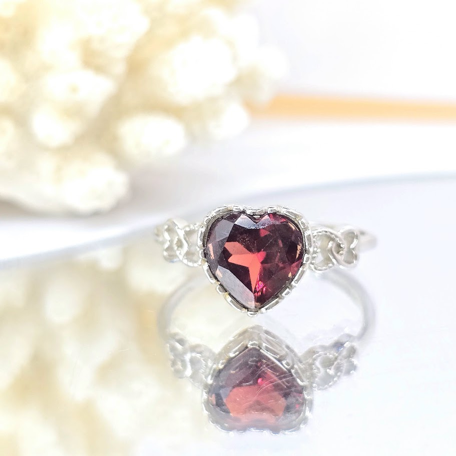 Nhẫn Đá Garnet Đỏ Khung Bạc S925 Freesize_thumbnail_1