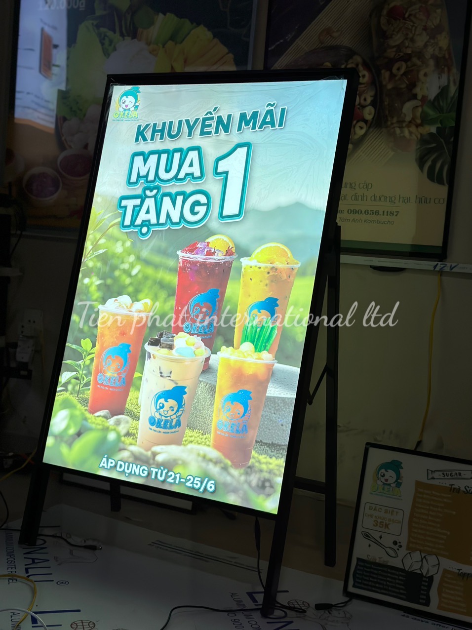 Tranh điện siêu mỏng kèm chân chữ A thay thế tiện lợi _thumbnail_1