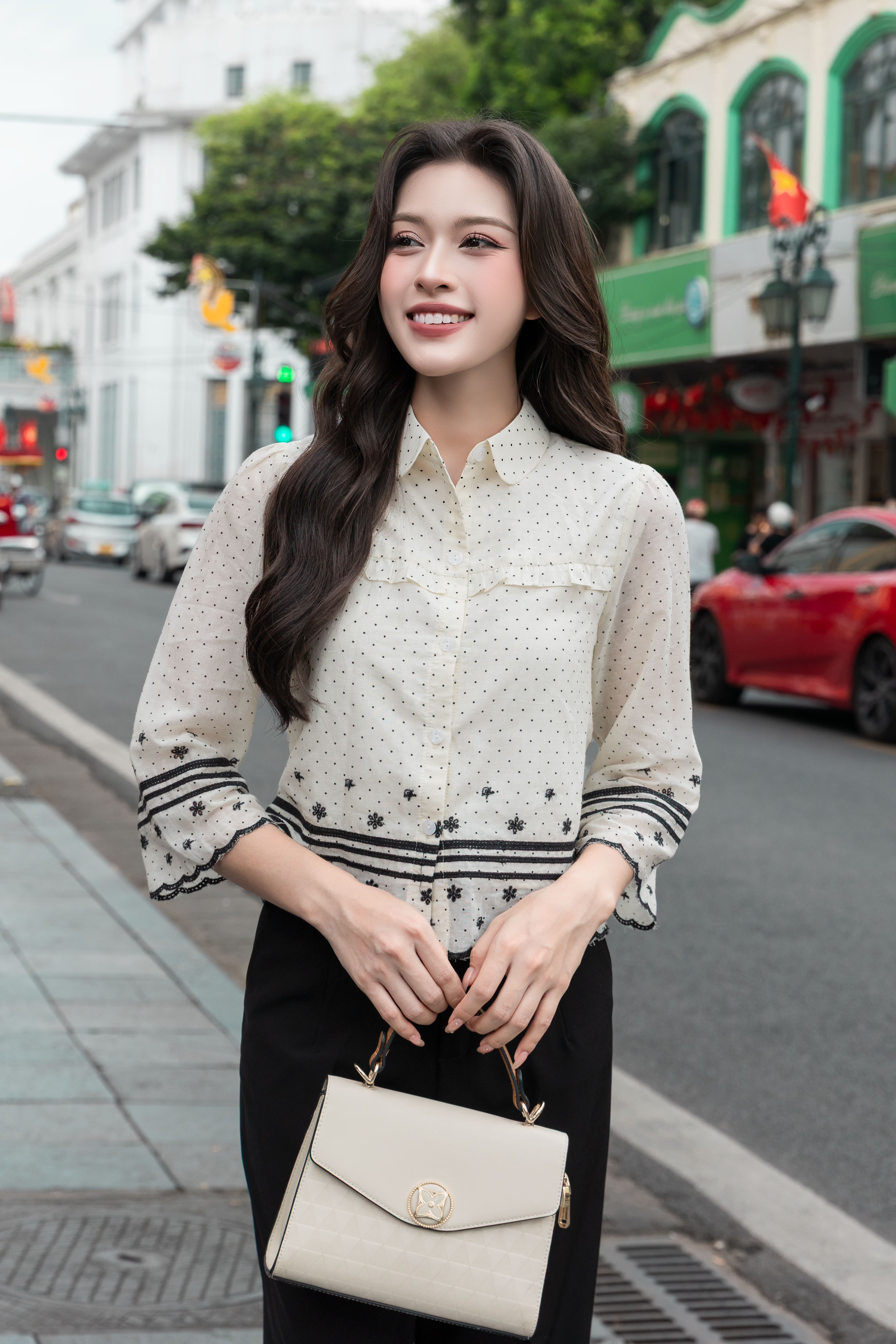 Áo sơ mi chấm bi kem A4210_thumbnail_2