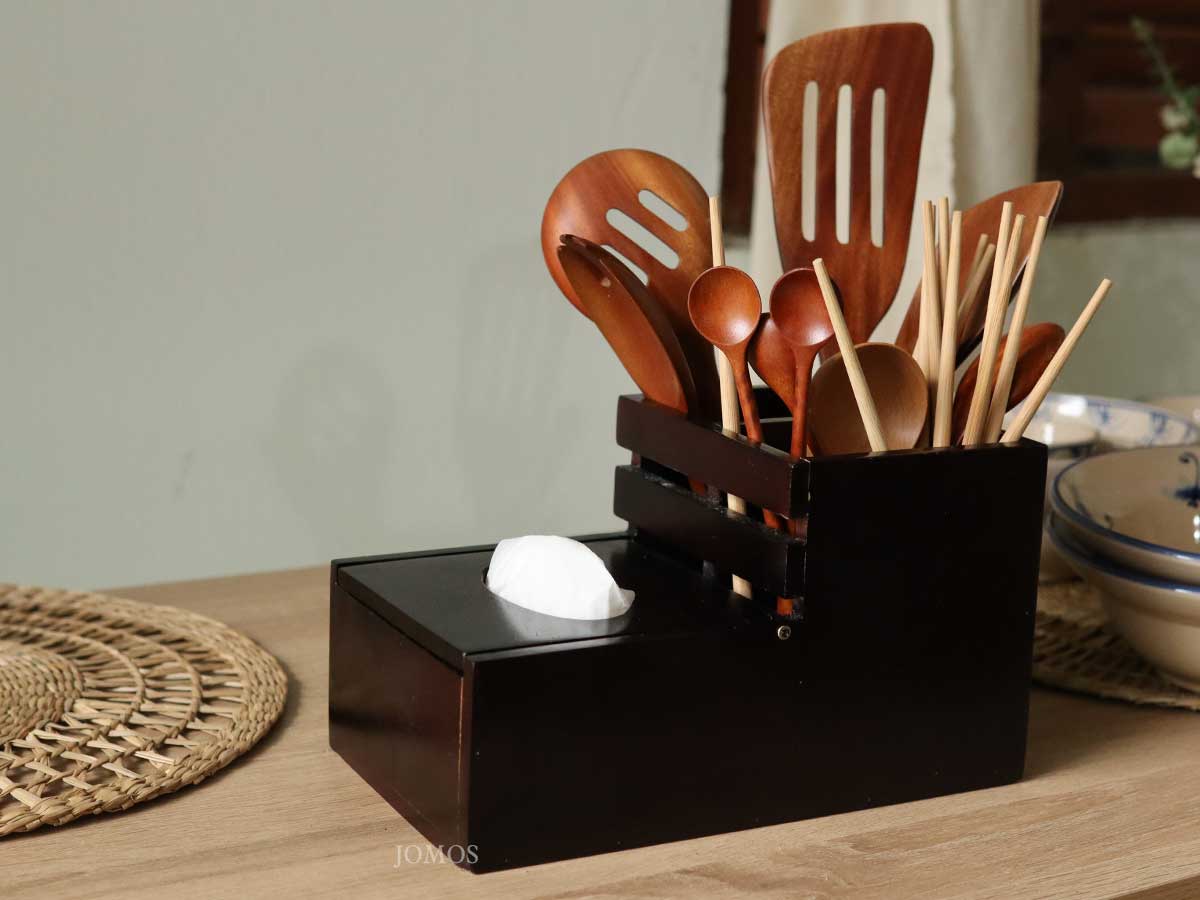 Khay bàn ăn khăn giấy muỗng đũa gỗ xà cừ J000381_thumbnail_1