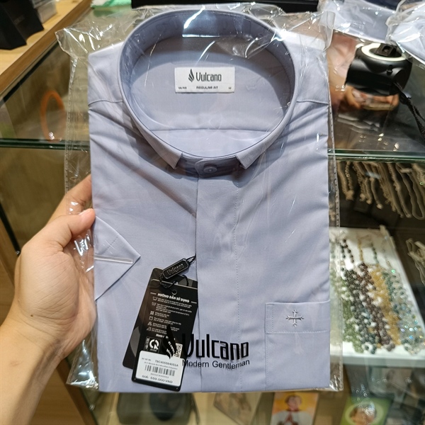 Áo sơ mi xám nhạt ngắn tay size L