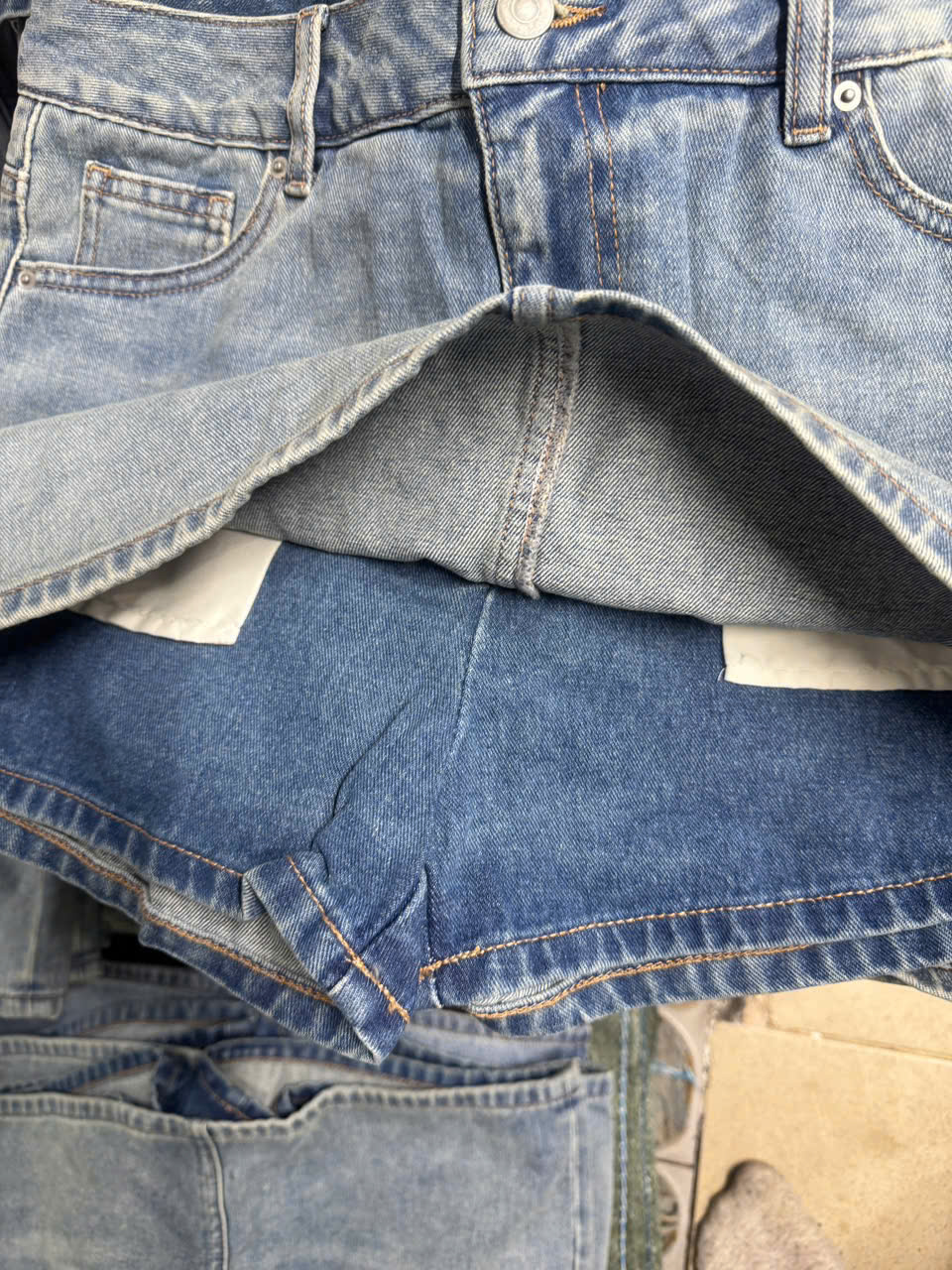 Chân váy jean ngắn có quần trong ( NHẠT )_thumbnail_7