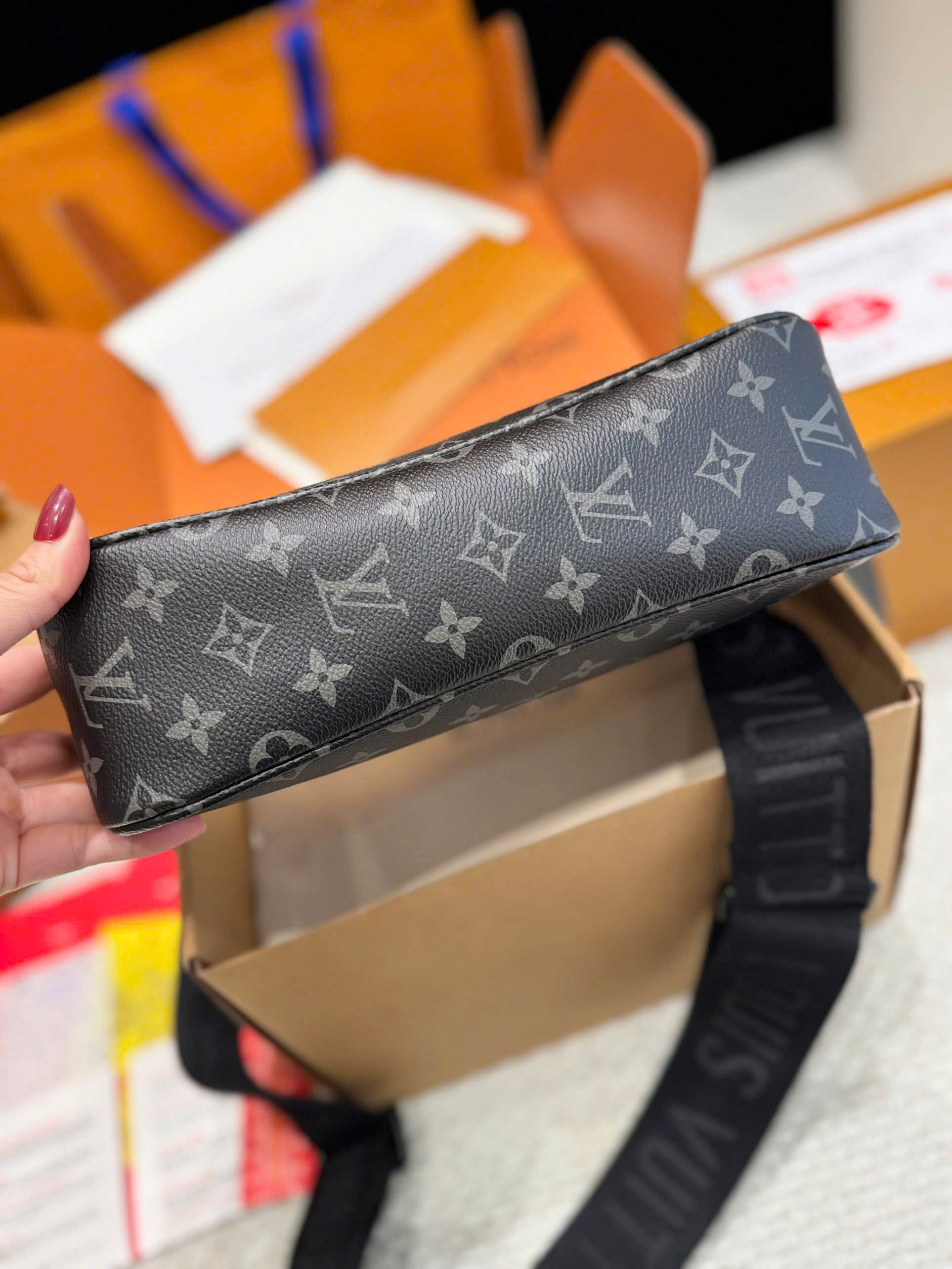 Túi Pochette Accessoire X hoa đen_thumbnail_7