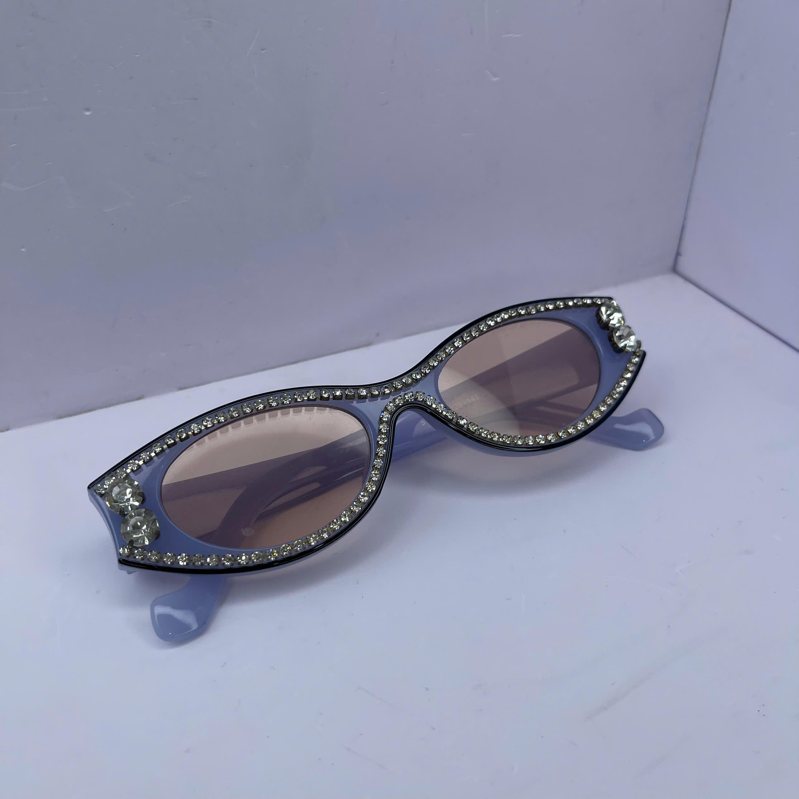 Kính mắt viền đá xanh_thumbnail_2