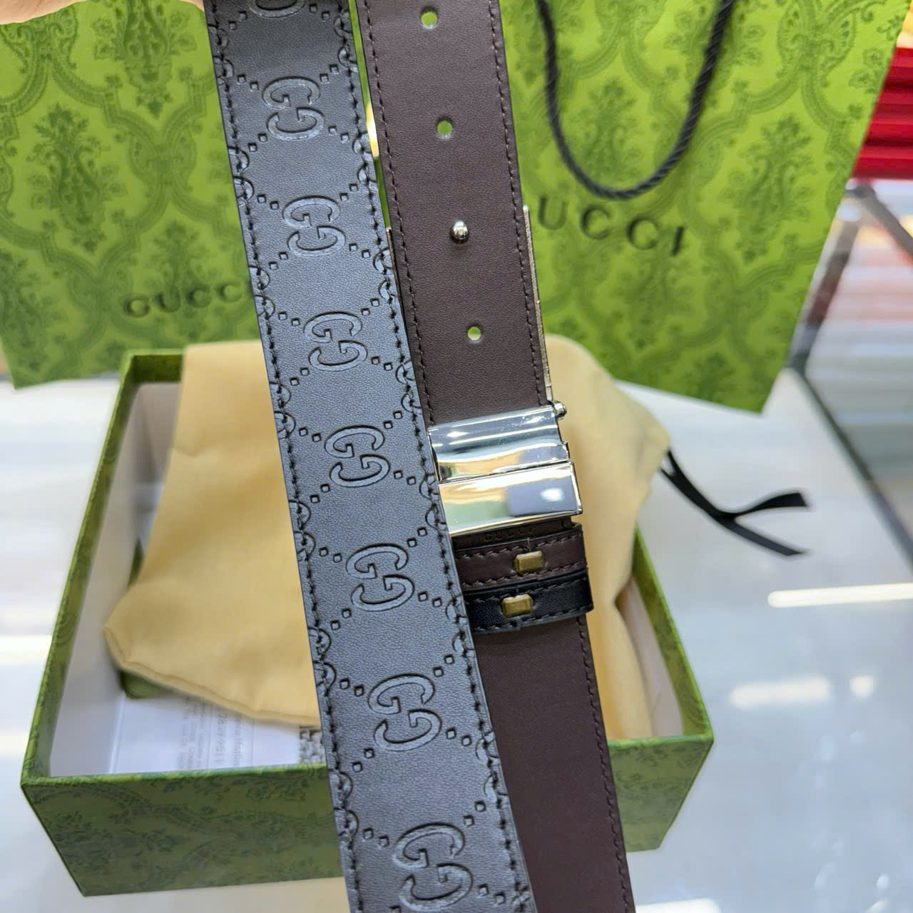 Thắt lưng Gucci Classic Leather Belt with Metal Buckle_thumbnail_5