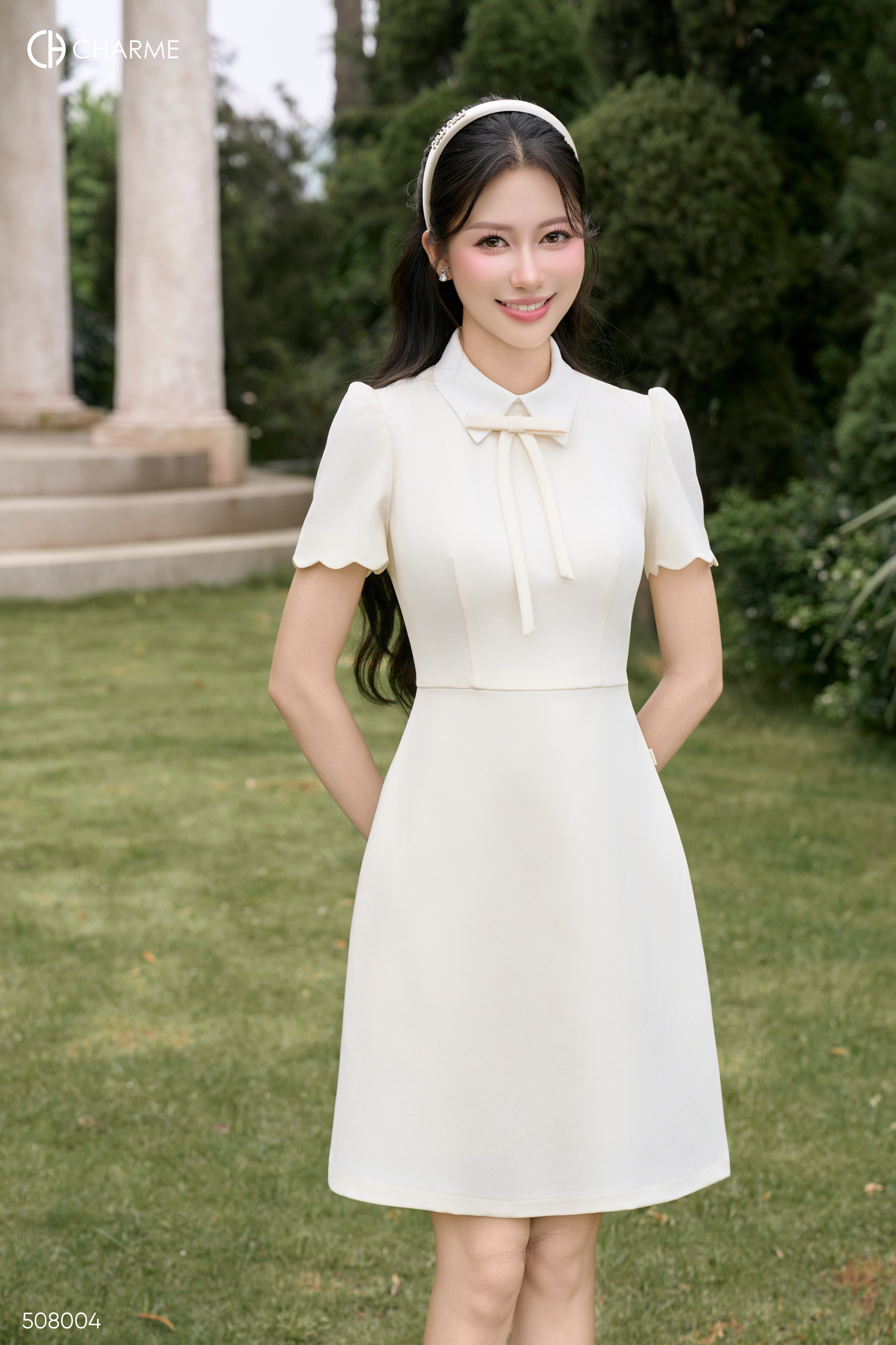 Váy cộc tay viền sóng cổ nơ_thumbnail_3