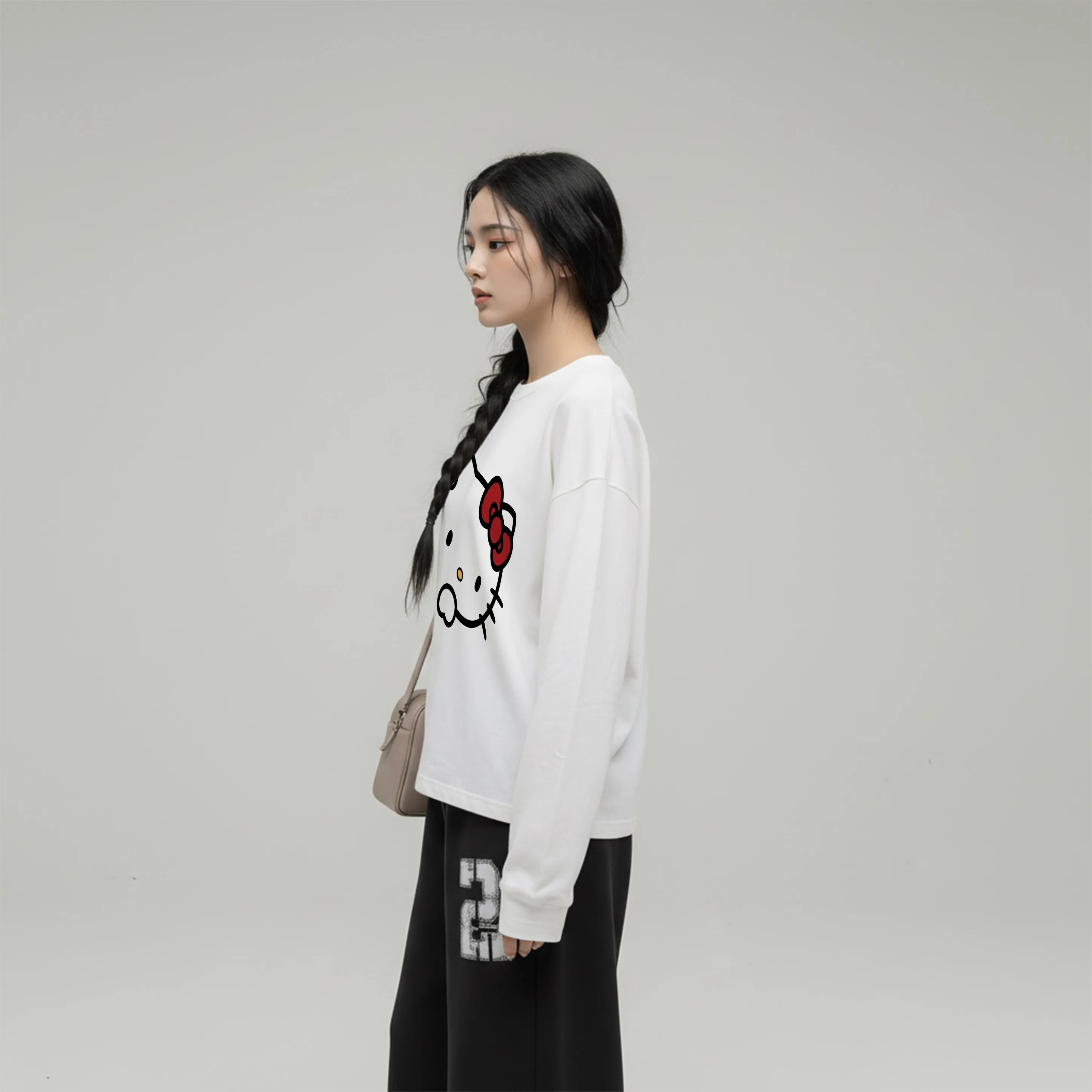 Áo thun boxy local brand Miucho cotton dày dặn thoáng mát tay dài cổ tròn Kitty in mix 2688_thumbnail_6