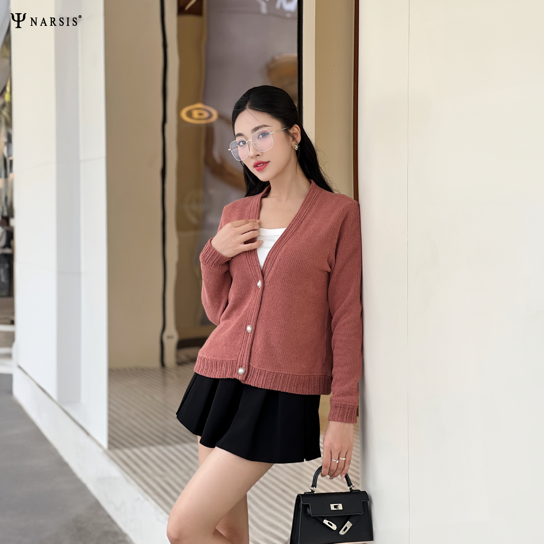 ÁO CARDIGAN NỮ NARSIS DÁNG NGẮN CHẤT LIỆU LEN MỀM MỊN MÀU NÂU RUSTIC PHONG CÁCH HÀN QUỐC L23030 N...