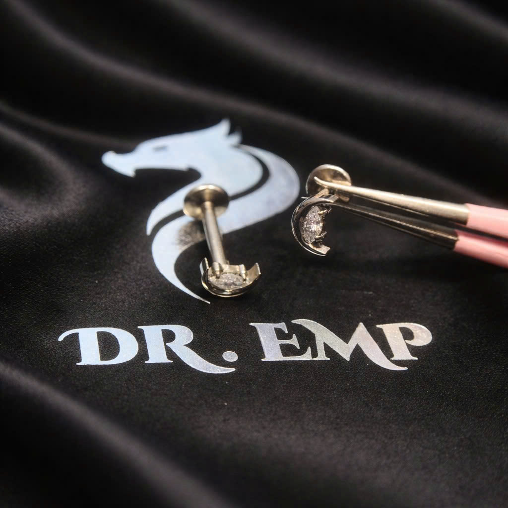 Khuyên kiểu titan mặt trăng đá thoi giữa_thumbnail_1