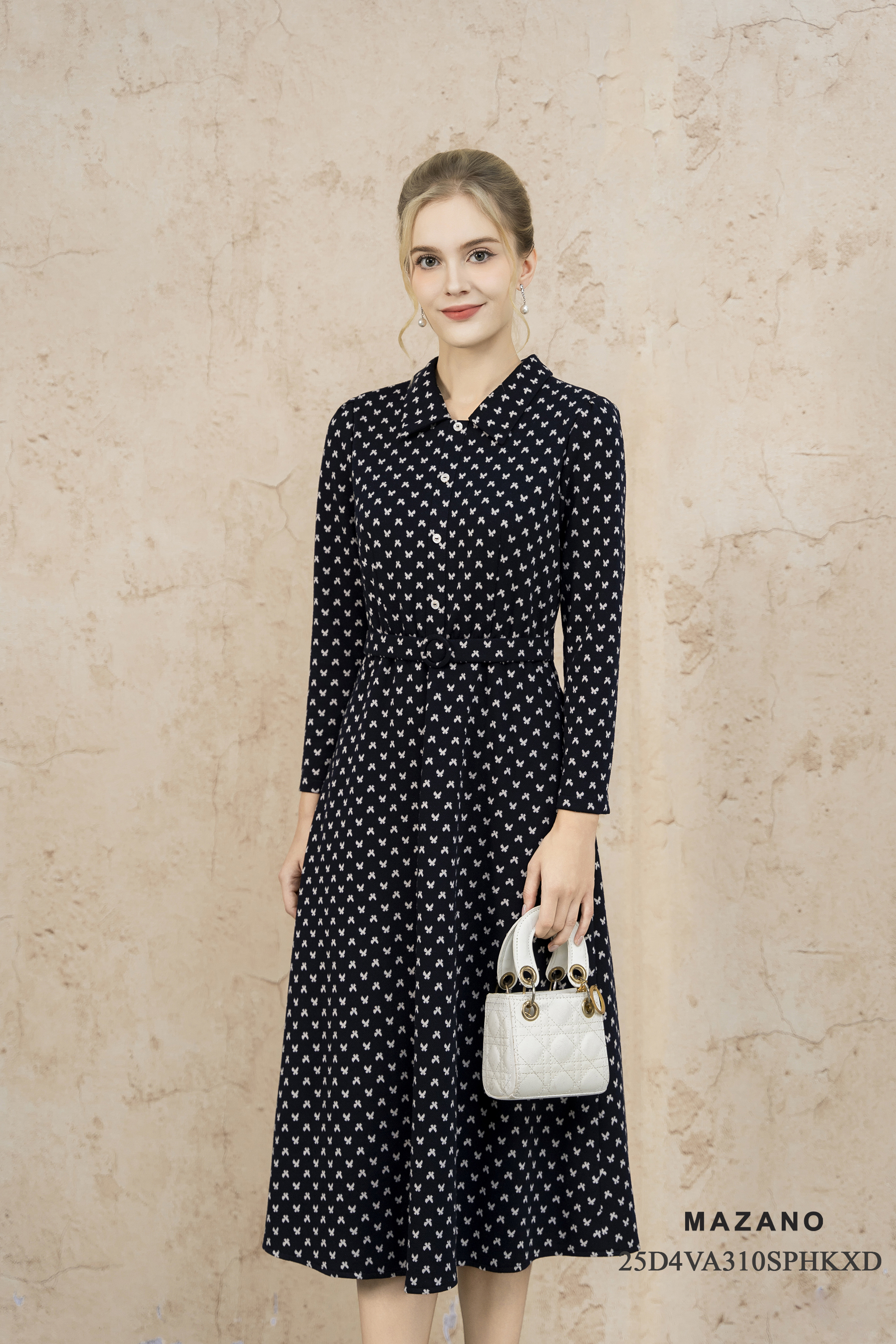 Váy Đầm ôm chân rủ Vải len  Cổ có lá bẻ bổ  cài khuy  Tay dài Dài đến bắp chân