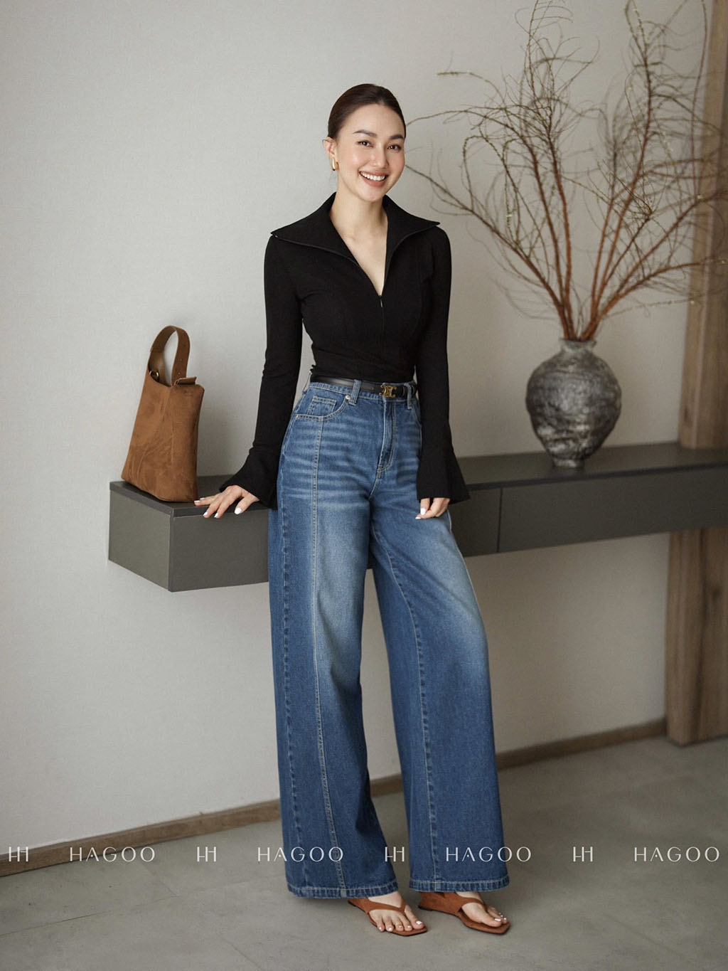 Quần Jeans bổ can sườn dáng suông HAGOO