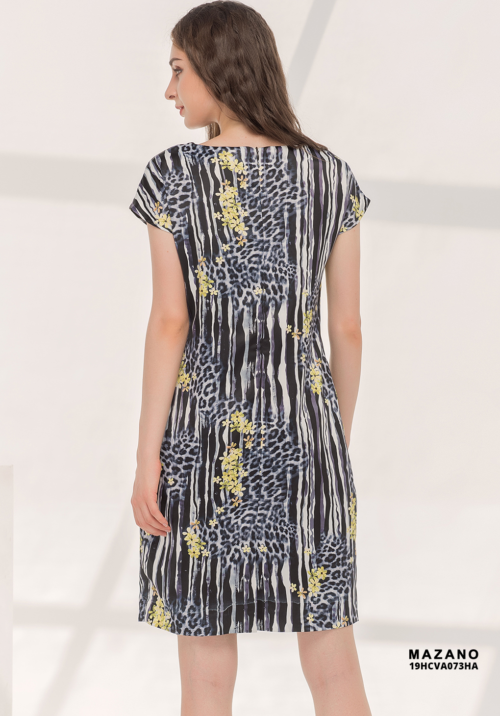 Đầm ôm họa tiết sọc vai chờm_thumbnail_3