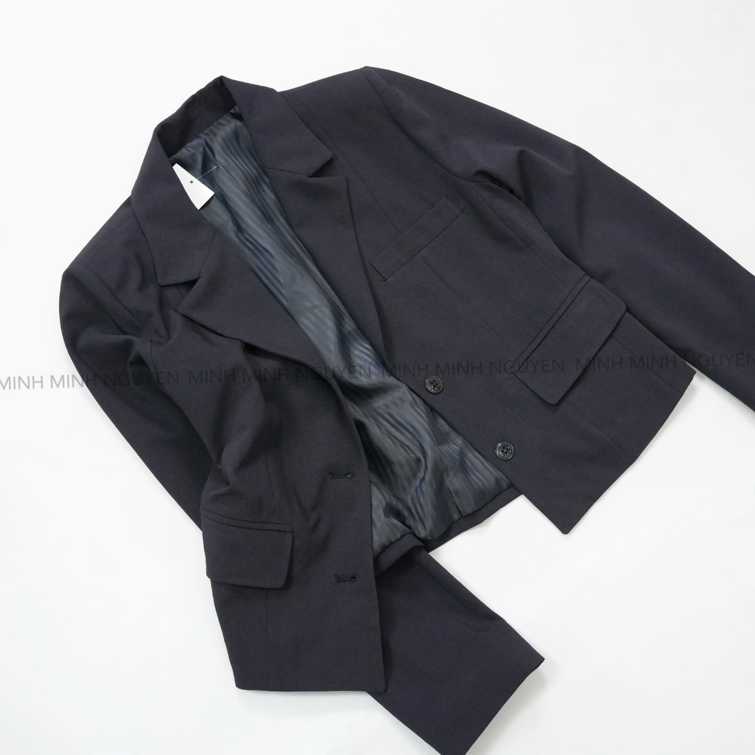 SET VAY_thumbnail_10