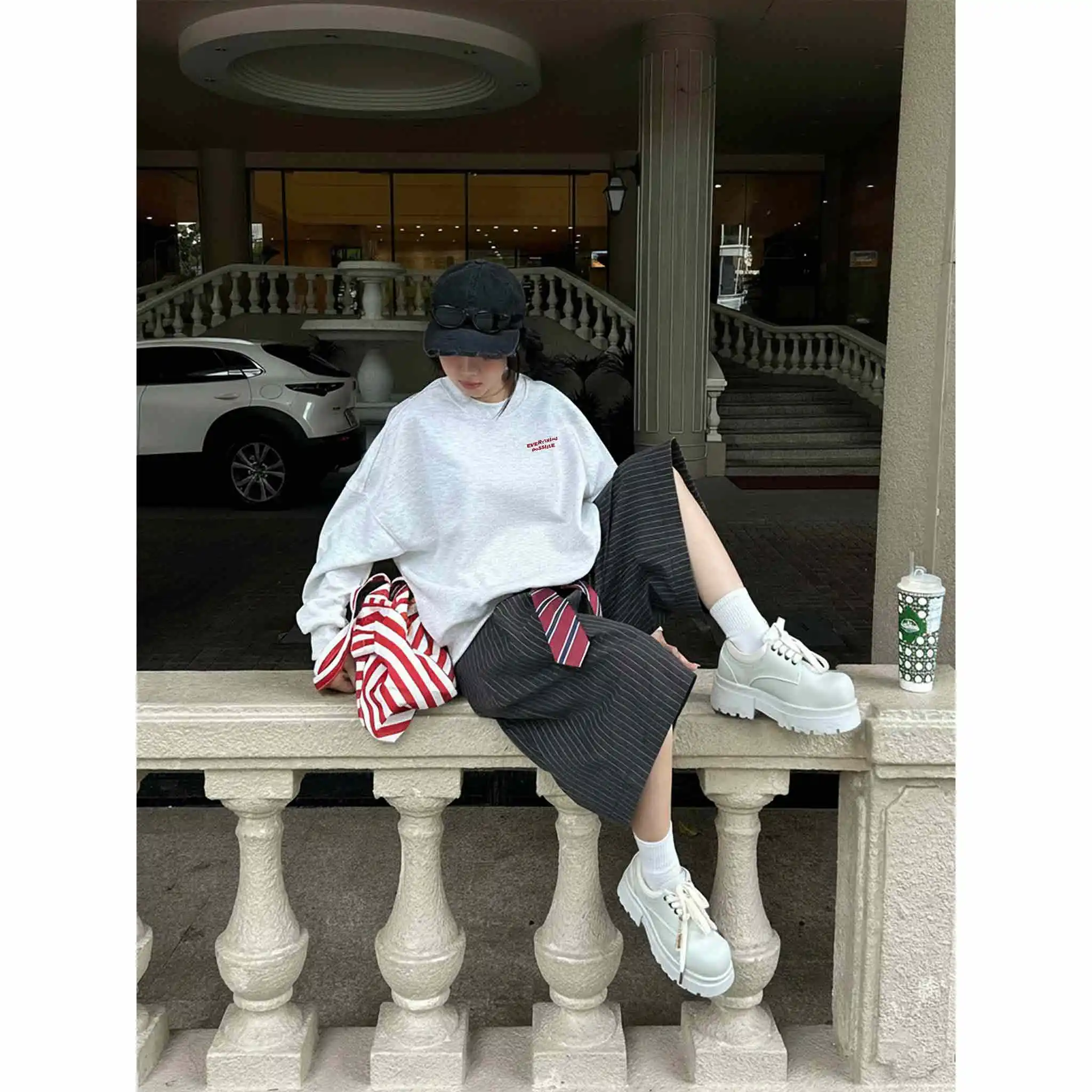 Áo Sweater form boxy local brand Miucho nỉ 2 da thoáng mát thấm hút tốt cổ tròn in basic 2841_thumbnail_4