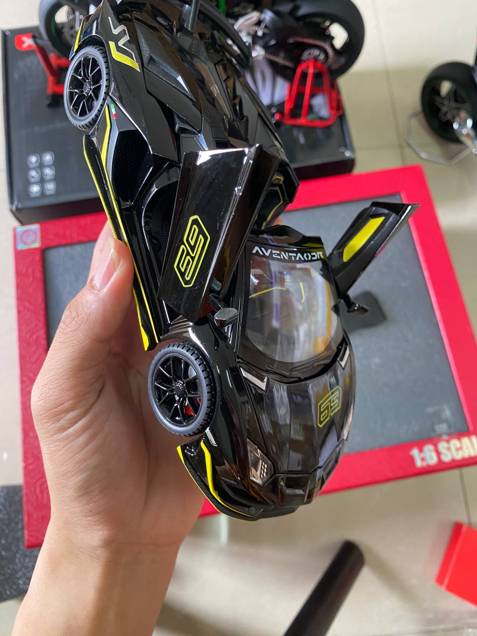 MH Lamboghini_thumbnail_3