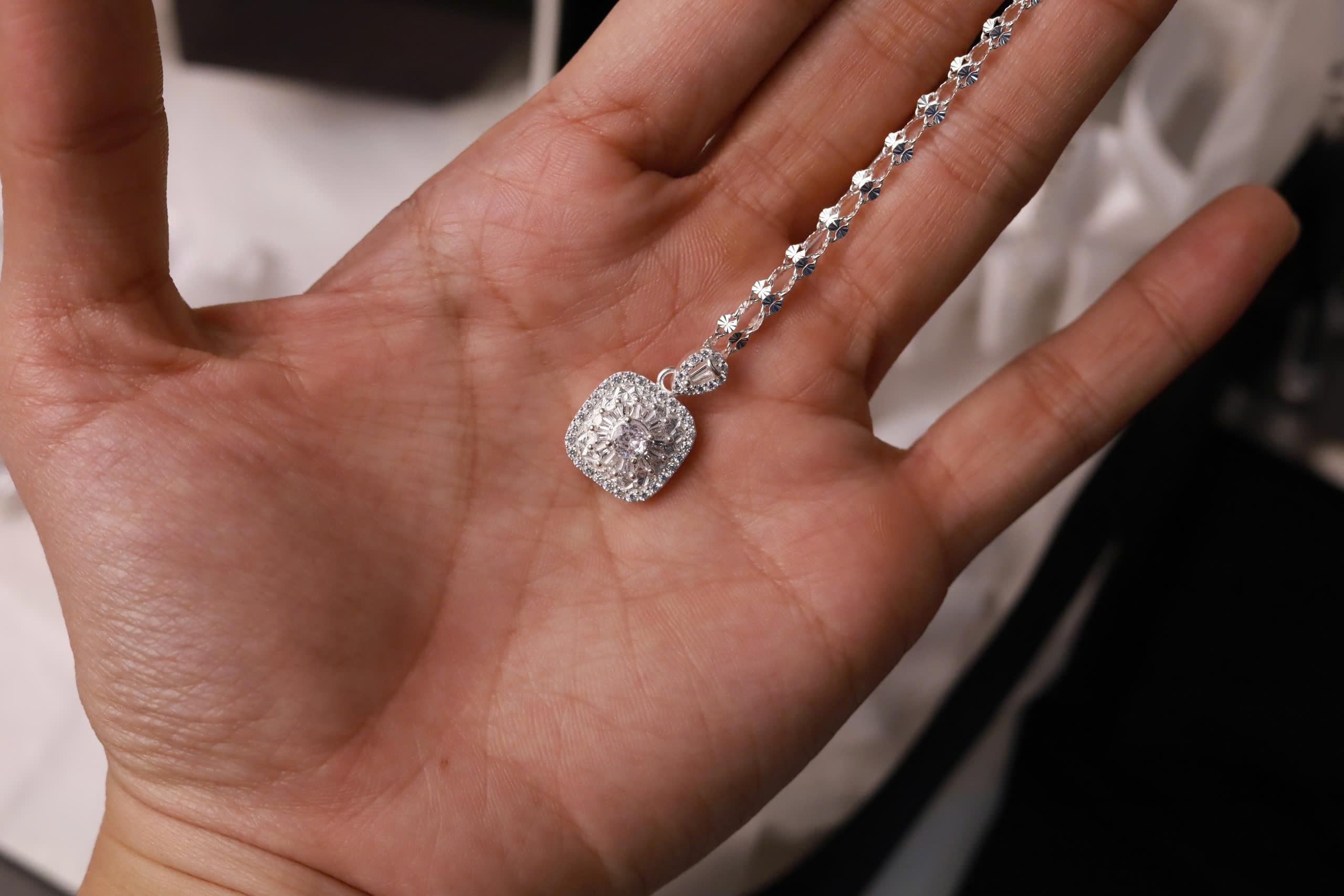 Vòng cổ bạc đá vuông lớn dây xù mì xi bạch kim_thumbnail_4