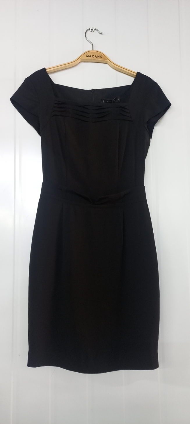 Đầm đen thân ôm tay hến cổ thuyền_thumbnail_5