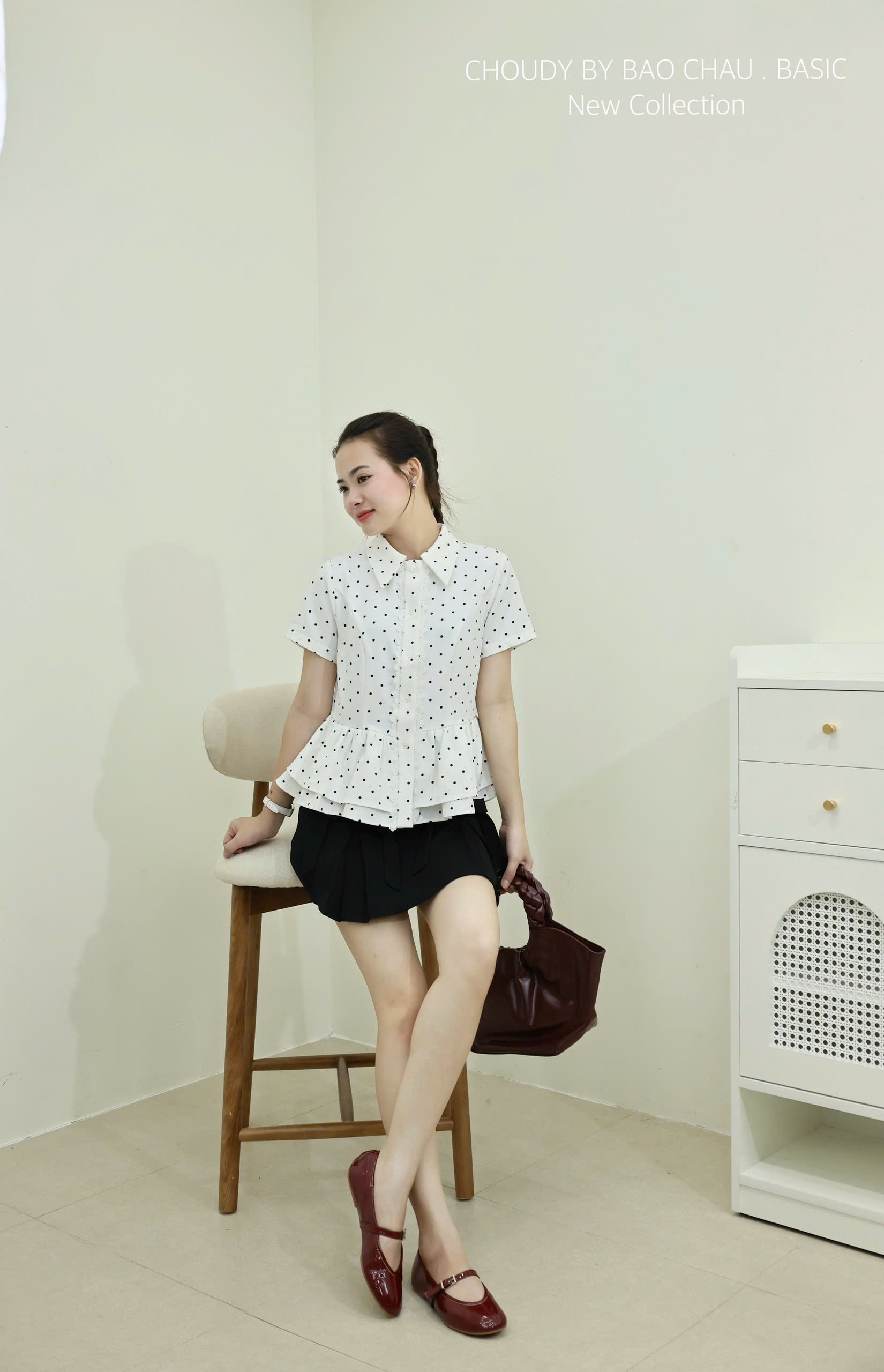 U750 ÁO KIỂU CHẤM BI TRẮNG_thumbnail_8